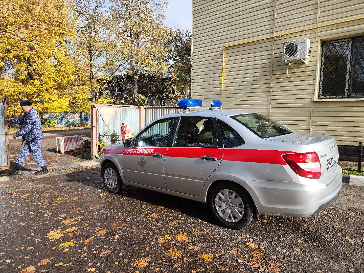 кашира, ожерелье, росгвардия, вневедомственная охрана, кража, задержание, вор, торговый объект,