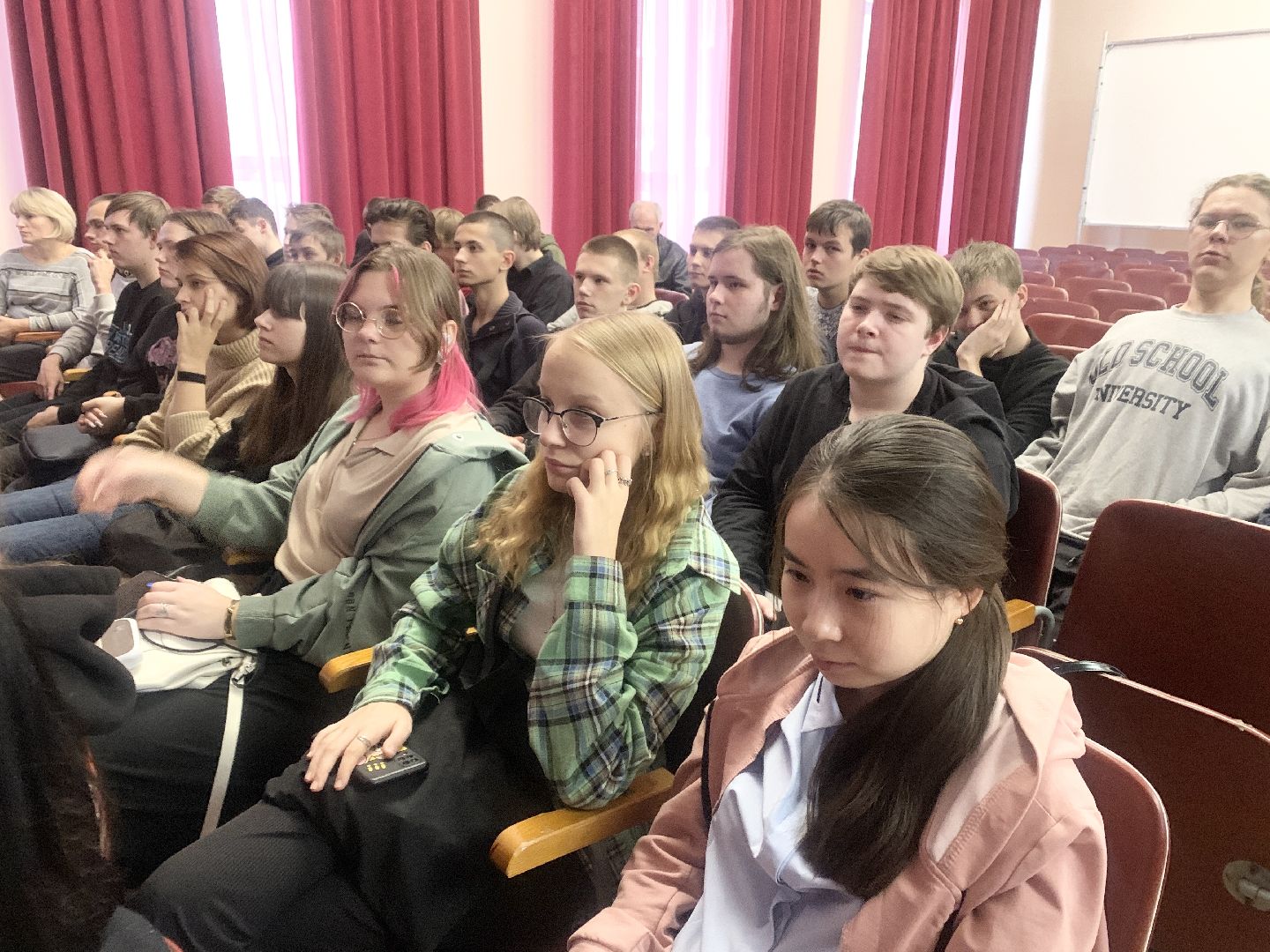 Балашиха, Подмосковье, Культура, Федор Тютчев, 220 лет Федору Тютчеву, Семен Раич, Балашихинский техникум, Театрально-музыкальная студия Арт-Олимп, Спектакли, Премьеры,