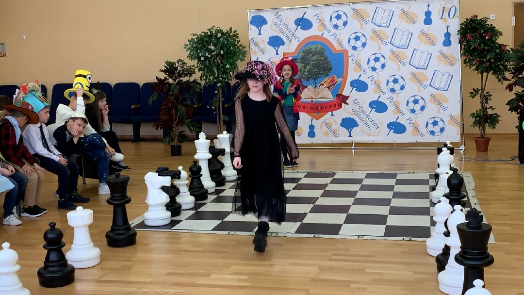 Реутов, образование, школа, конкурс, показ шляп, головной убор, стиль, мода