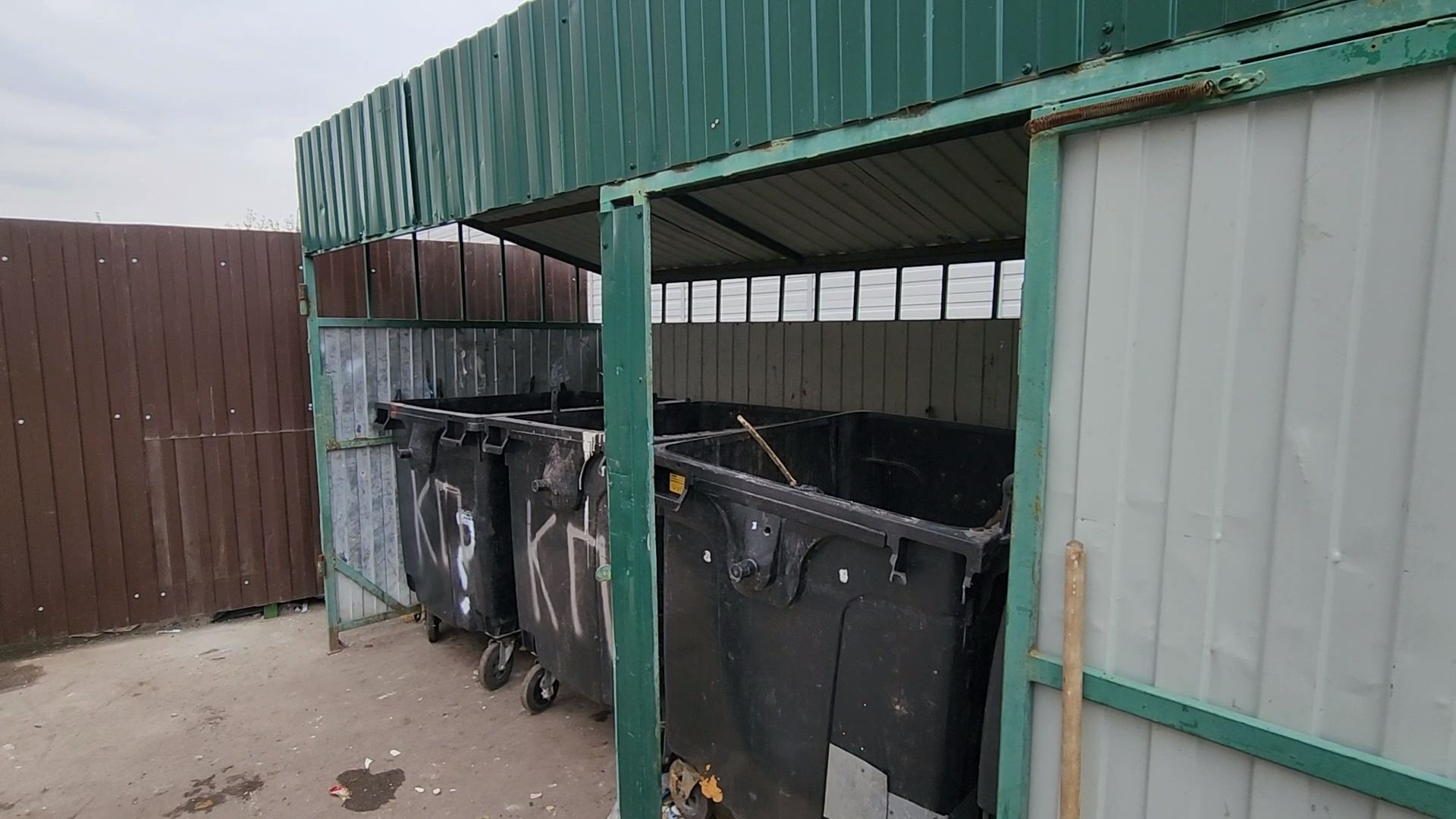 Одинцово, Немчиновка, мусор, отходы, бункер, крупногабаритные отходы,