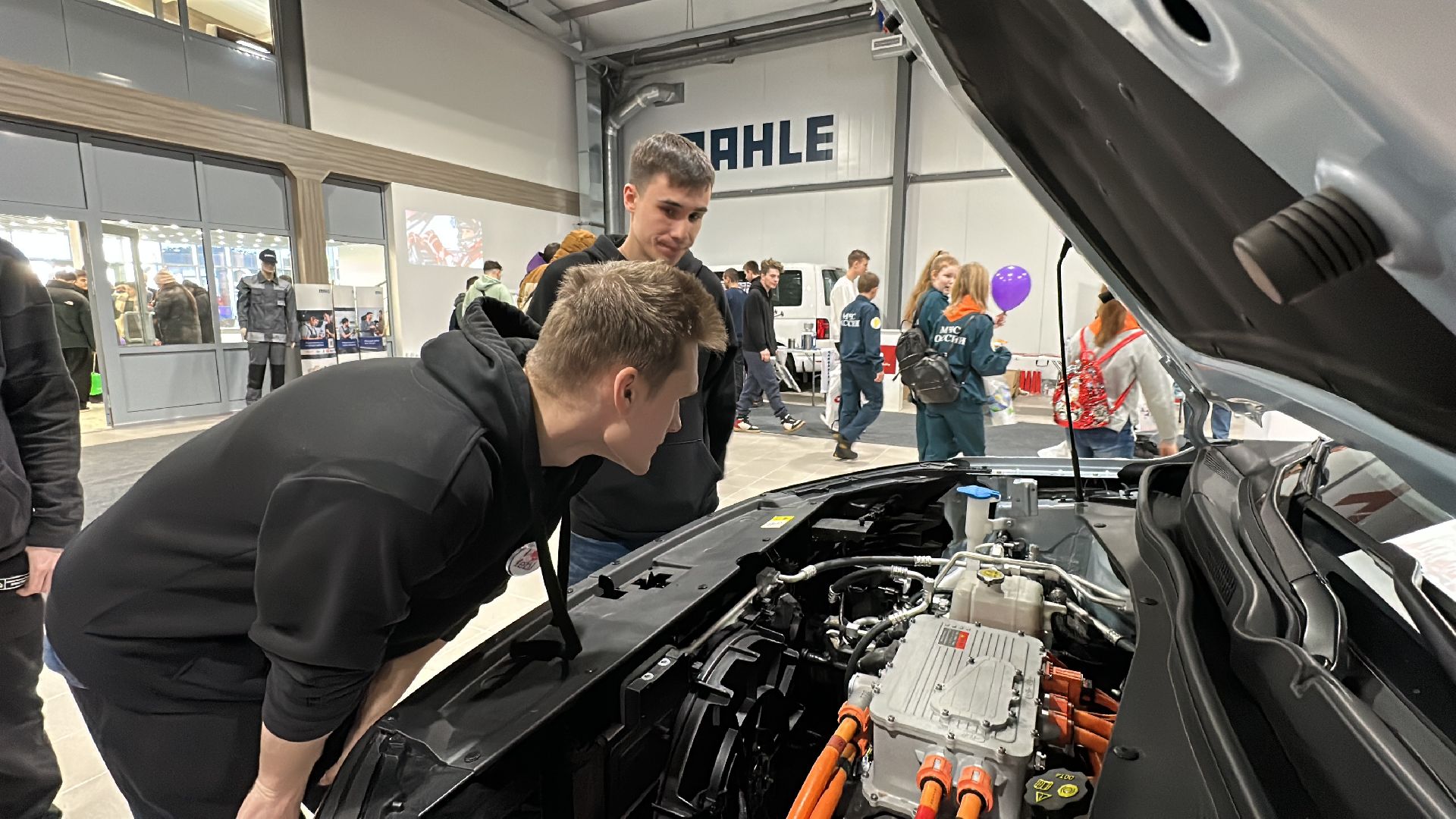 Одинцово, Автомеханик, Волин, Рабочие профессии, Профориентация,