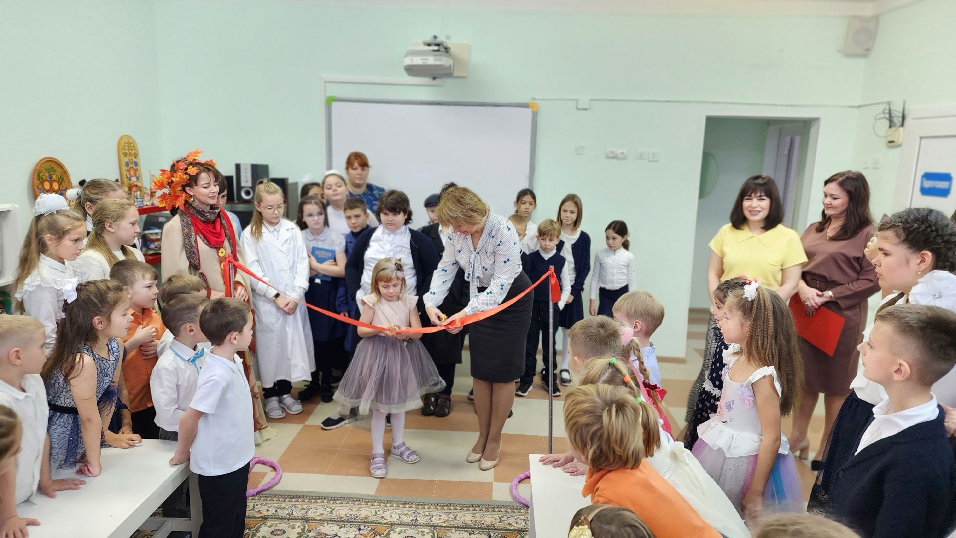 открытие, картиннная галерея в детском саду, библиотека, инновационная площадка, протвино,