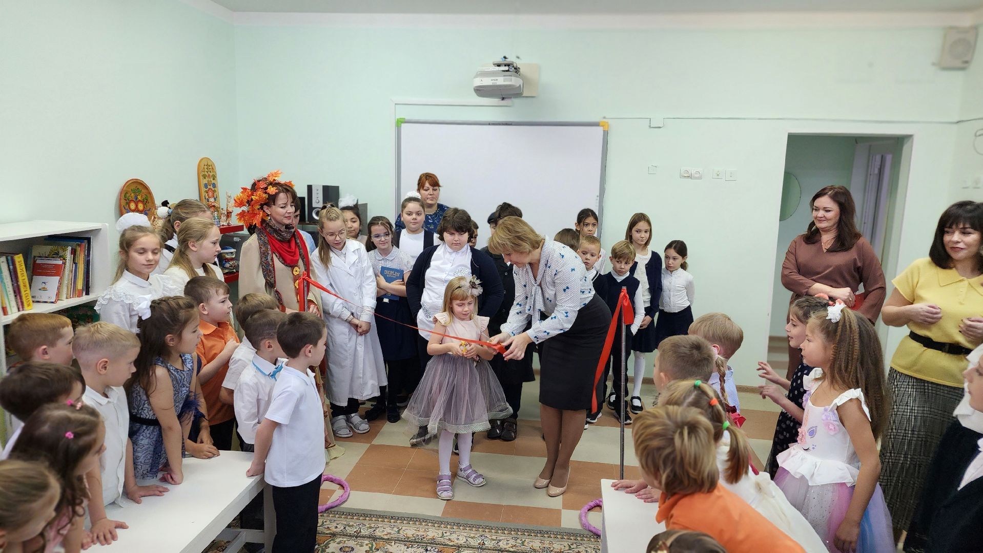 открытие, картиннная галерея в детском саду, библиотека, инновационная площадка, протвино,