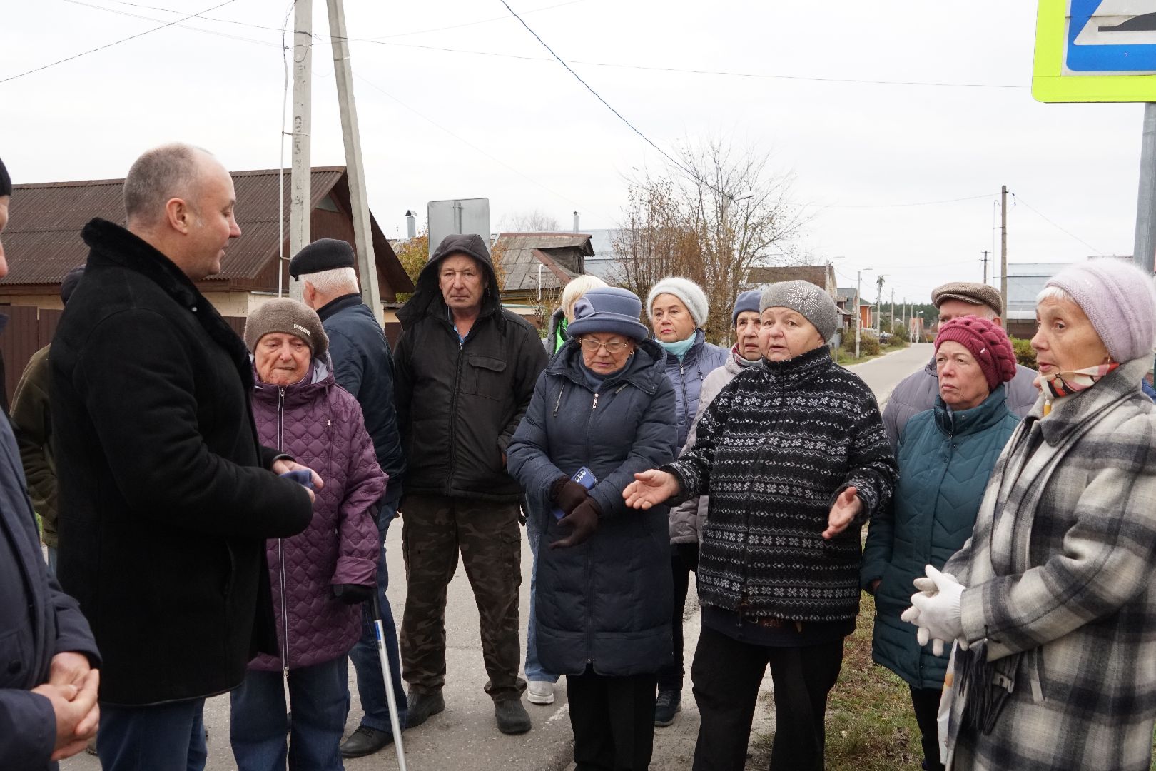 Егорьевск, Батраки, благоустройство, встреча с жителями, деревня, тротуар, свет, пруд,