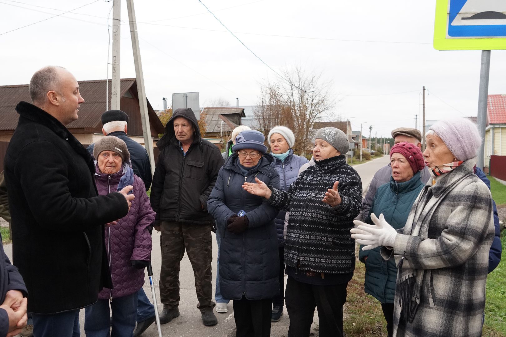 Егорьевск, Батраки, благоустройство, встреча с жителями, деревня, тротуар, свет, пруд,