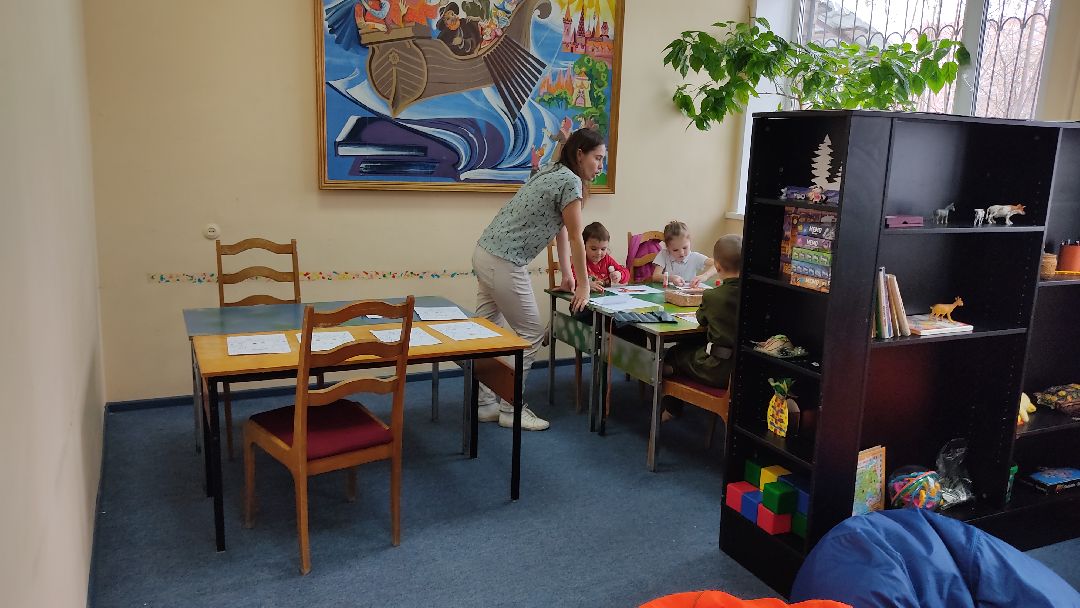 Лобня, образование, английский