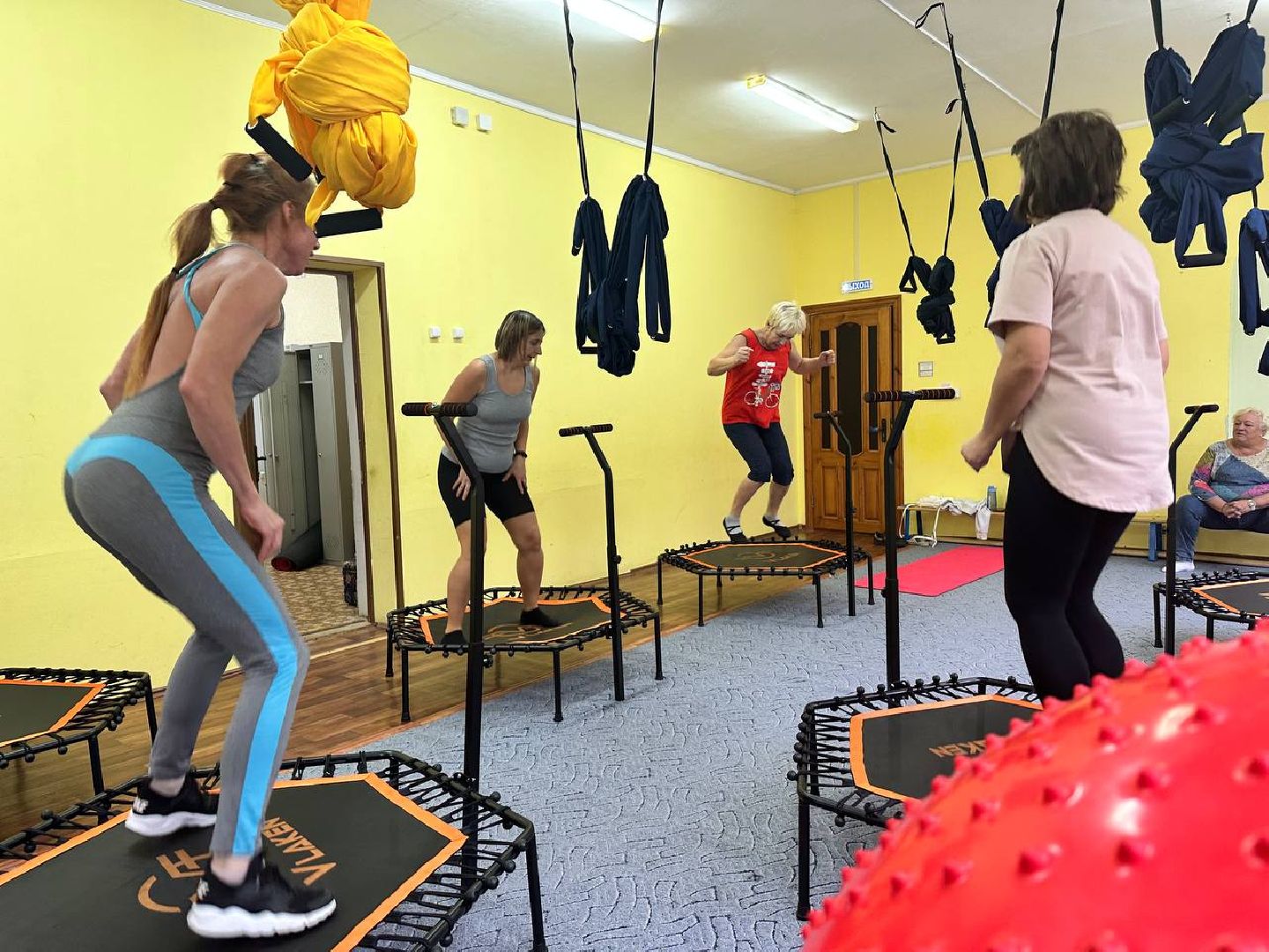 активное долголетие, Джампинг для пенсионеров, Фитнес для долголетов, наро-фоминск,