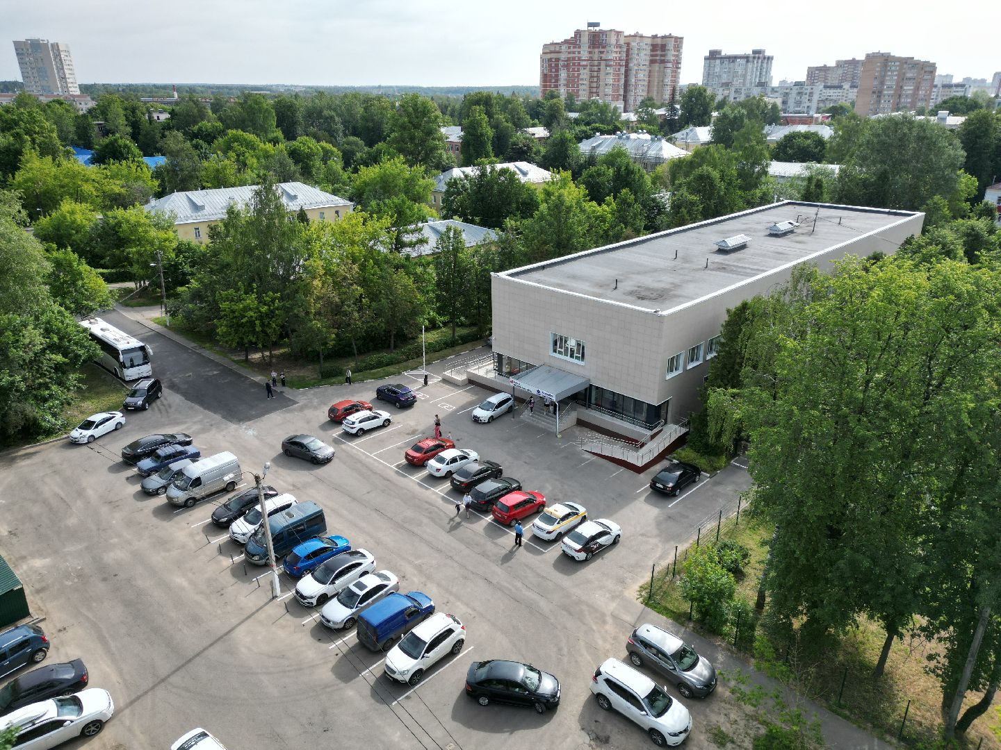 поликлиника, дети,видео с коптера,