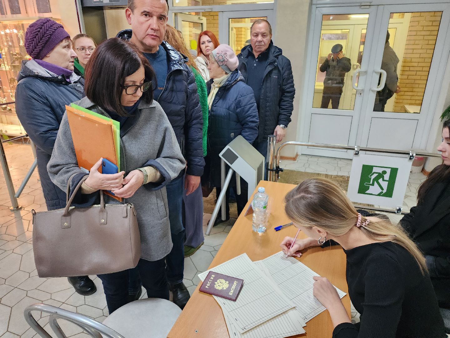 серпухов, выездная администрация, школа 12, встреча с жителями, депутат,