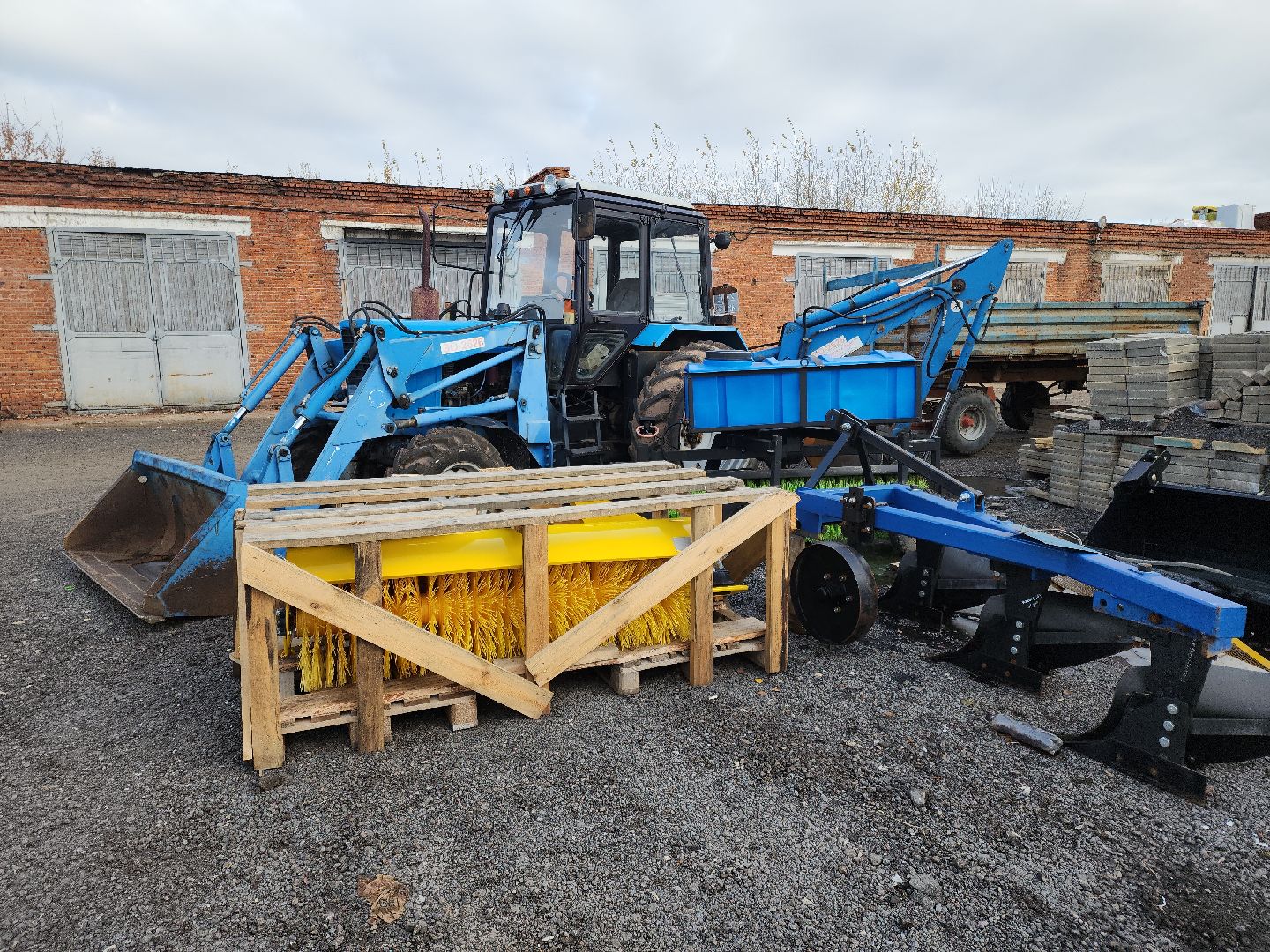 кашира, жкх, мбу благоустройство, уборочная техника, Белорус, мини-погрузчик,