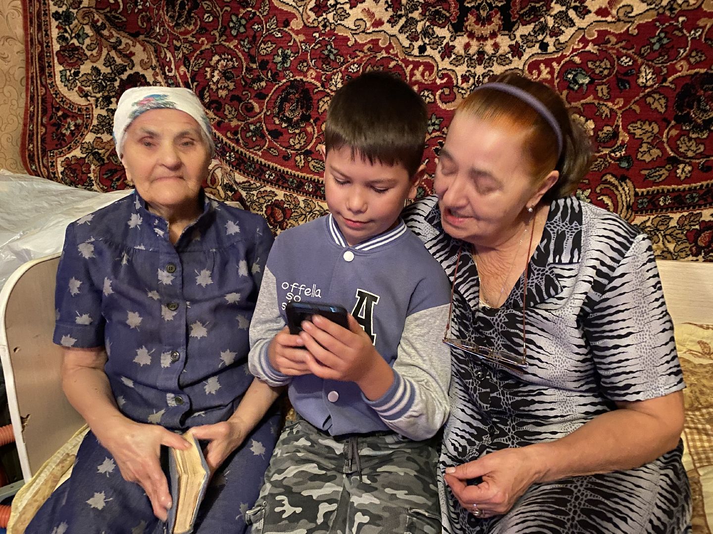 волоколамск, бабушка, семья, дети, люди,