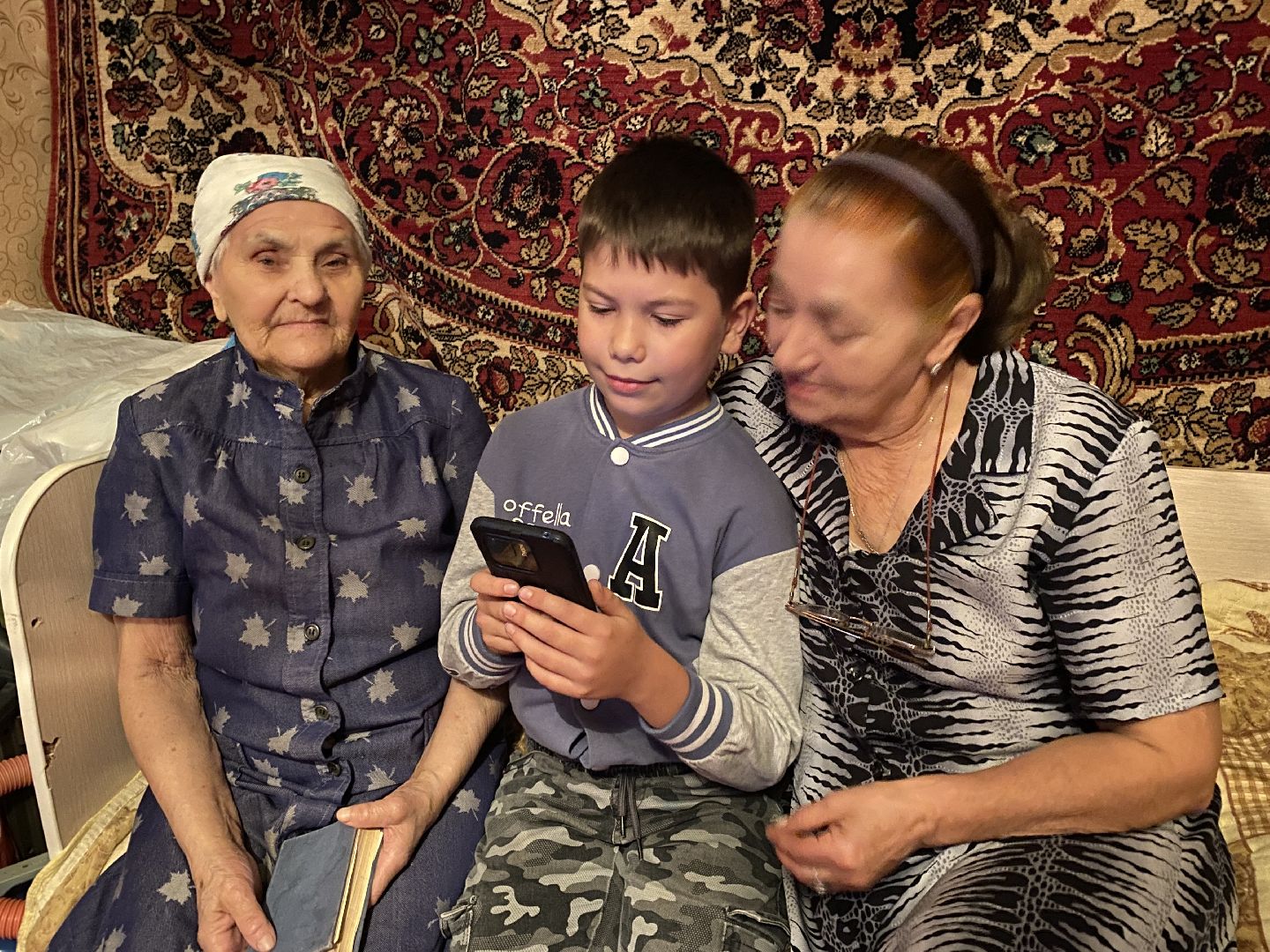 волоколамск, бабушка, семья, дети, люди,