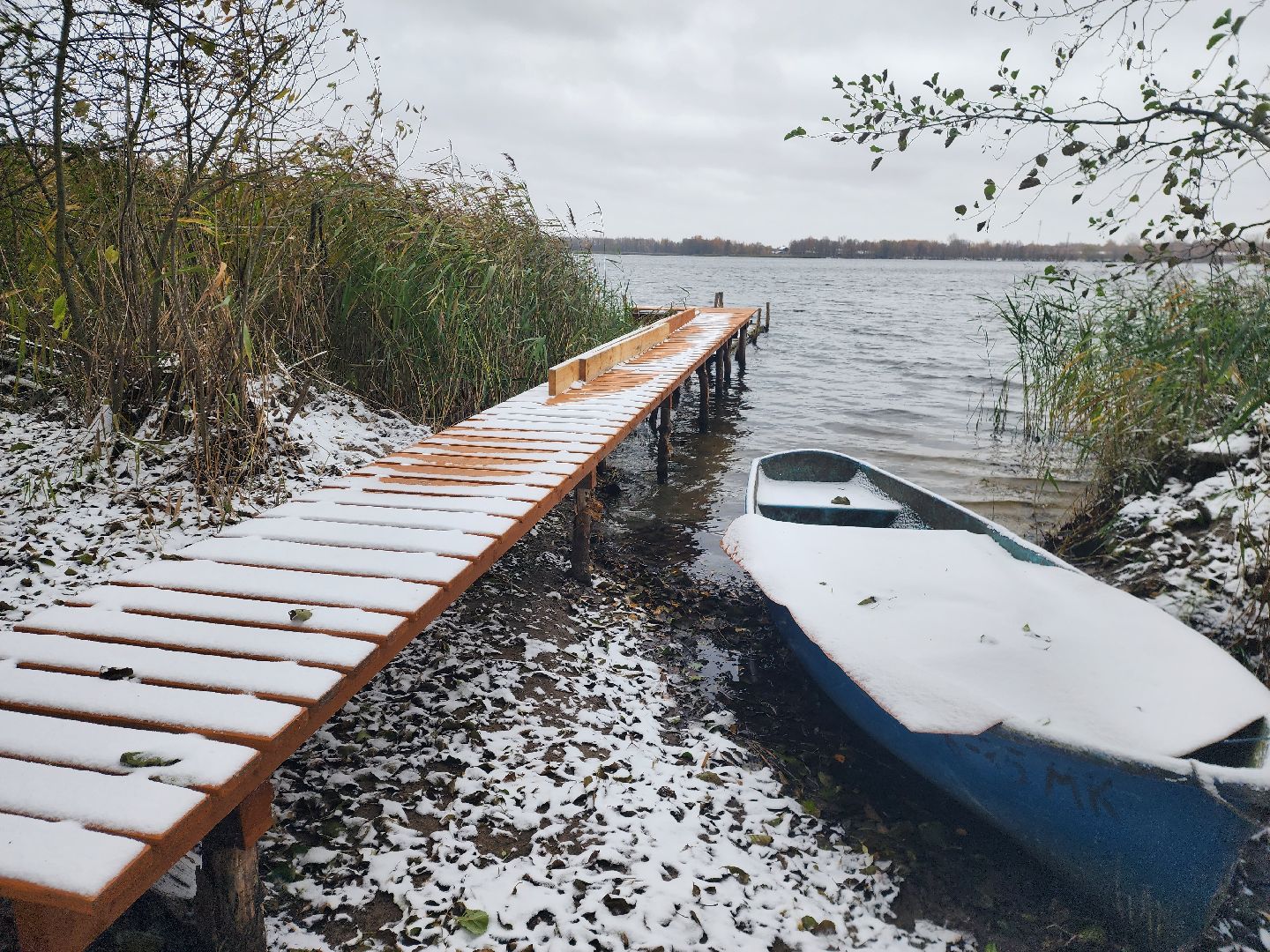 моржевание, закаливание, ЗОЖ, первый мороз, первый снег, выживший, ледяная вода, зимняя природа, зимнее озеро,