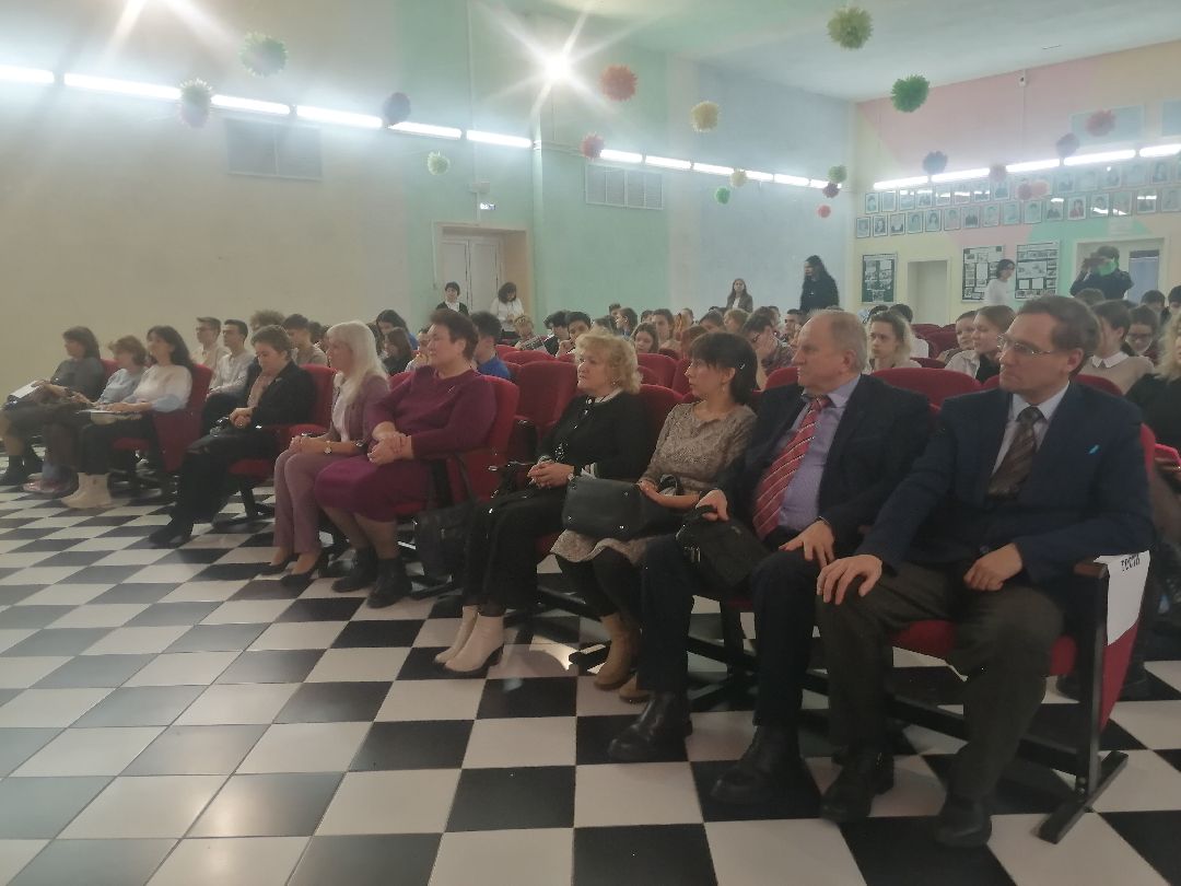 Серпухов Образование