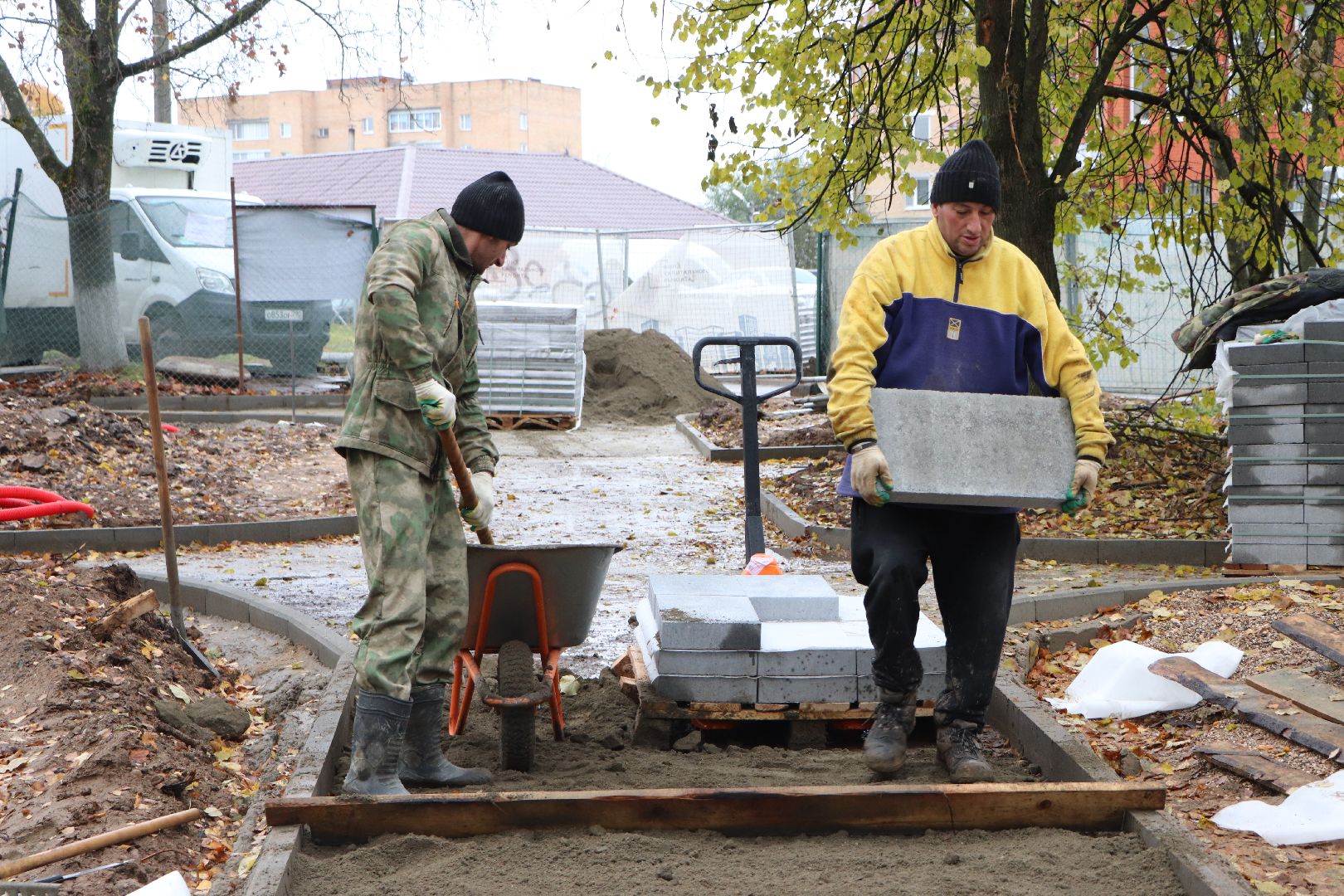 волоколамск, благоустройство двух скверов, Школьная-Парковая,
