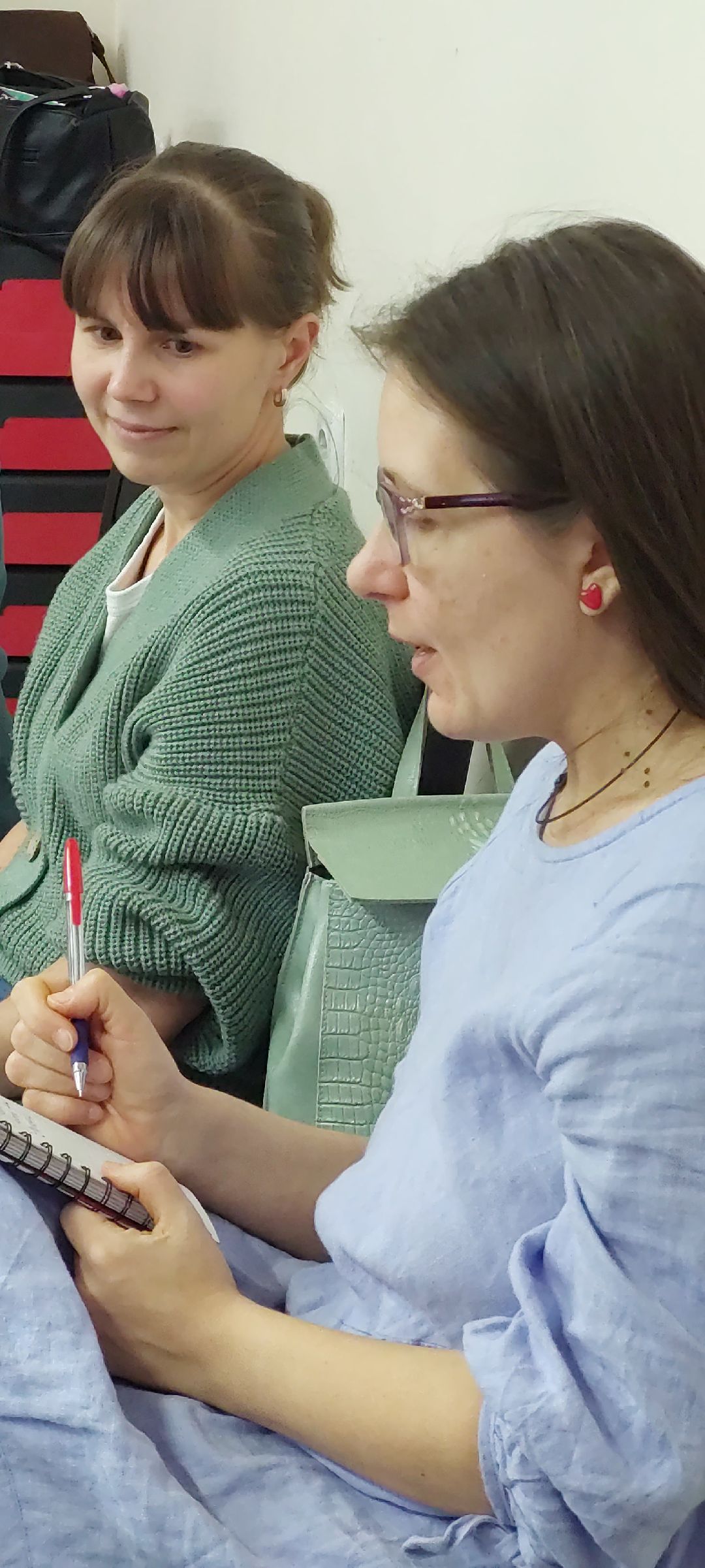 Пущино Общество