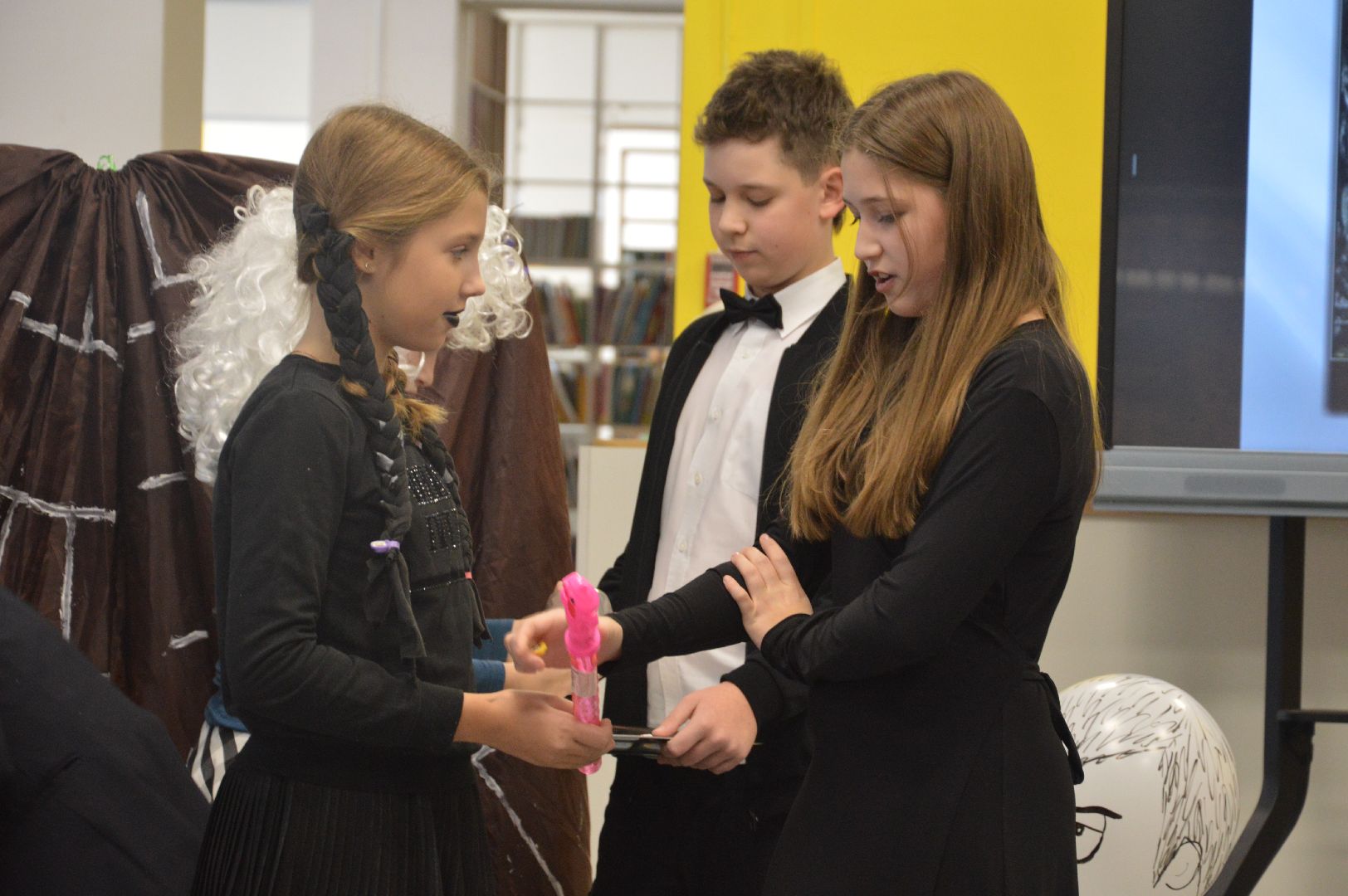 шатура, Прометей, Drama Club Prometheus, английский язык, театр, театр для детей, театр на иностранном языке, дети, творчество, городской округ культура, городской округ люди, спектакль, Семейка Адамсов,детский театр,