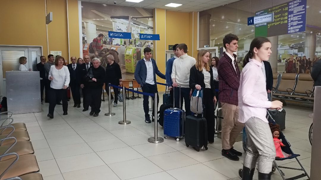 Московия, Домодедово, аэропорты, студенты