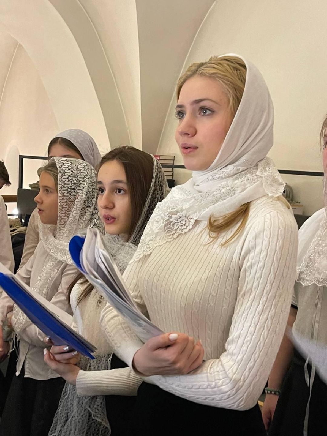 Одинцово, общество