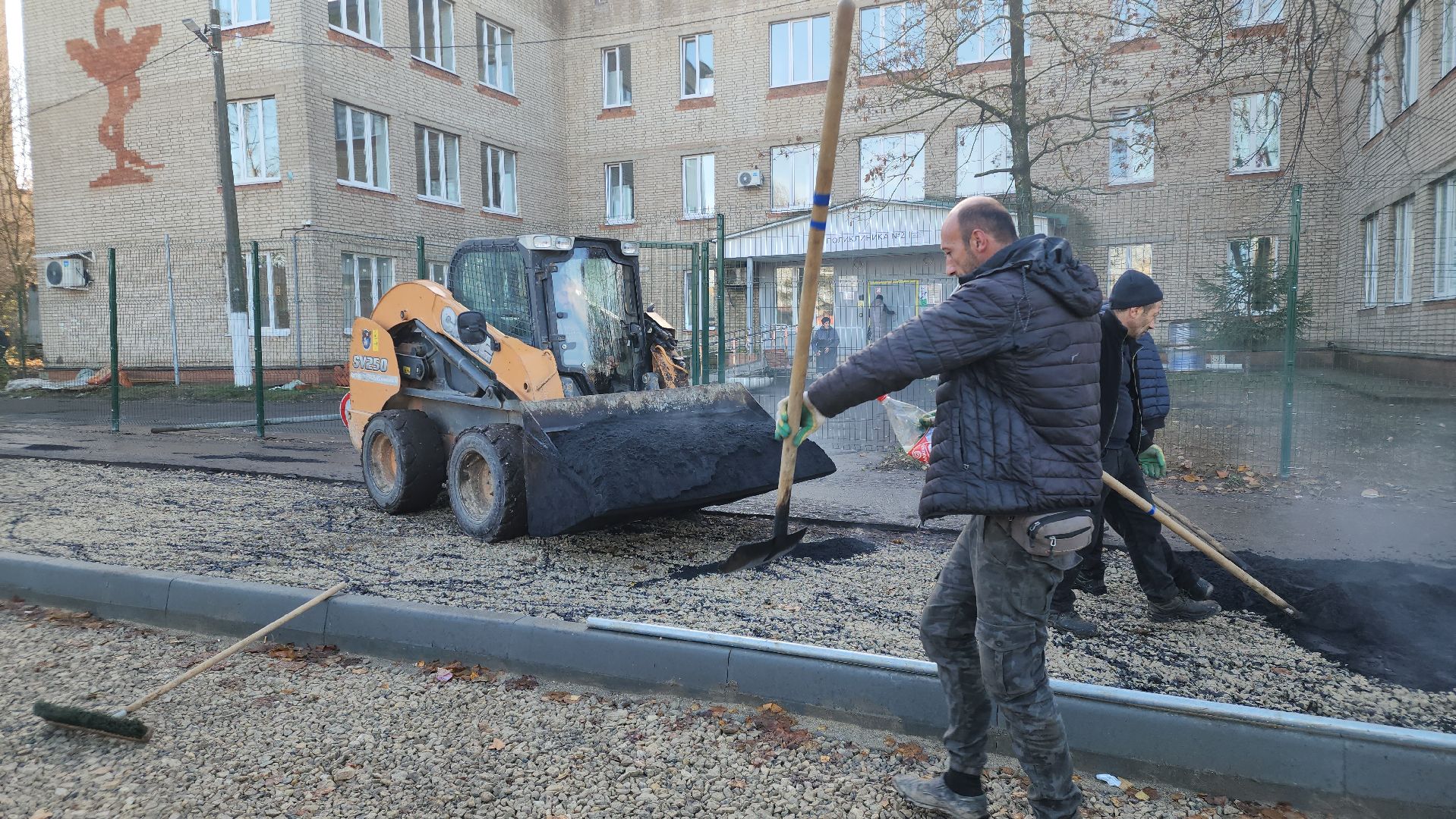 Егорьевск, благоустровйство, дорога, тротуар, парковка, поликлиника,