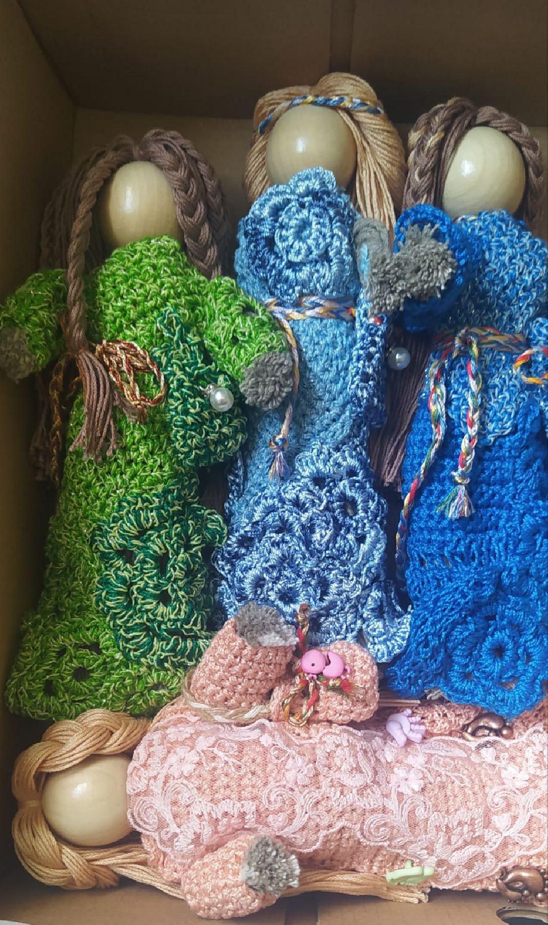 помощь людям, доброе дело, искусство,