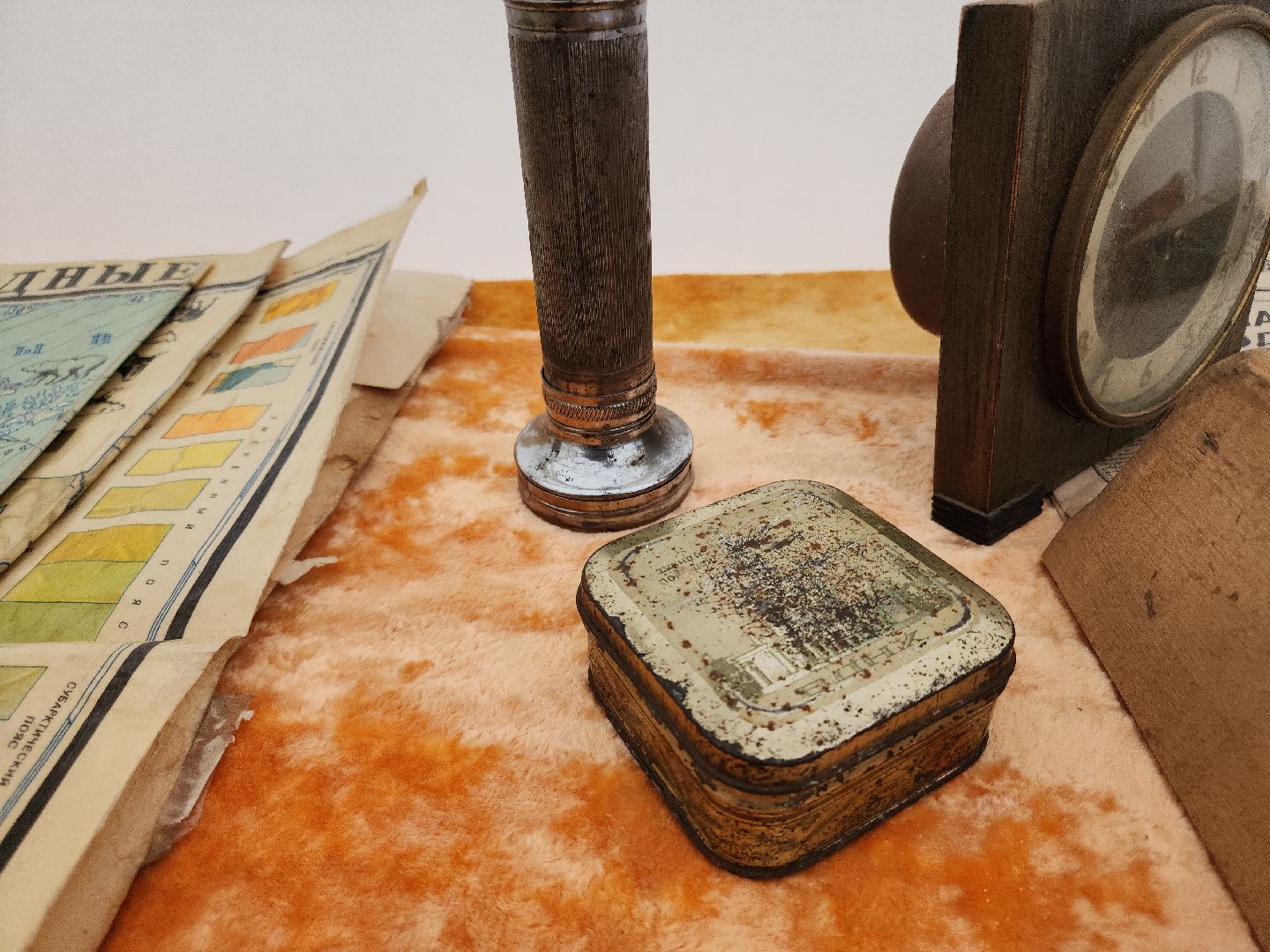 Кашира, городской парк, день народного единства, выставка, предметы быта, антиквариат, старинные вещи, прялка, патефон,