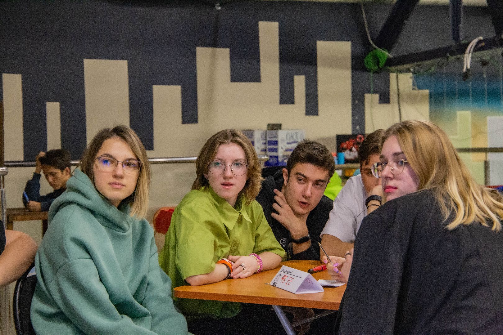 домодедово, подмосковье, молодежный квиз, день единства, команда победы, движения первых, РДДМ, Народы России, Национальность, народное единство, россия многонациональная, МКЦ Победа,