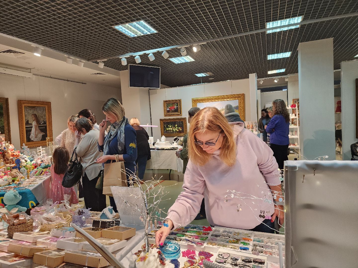 мытищи, нежный бизнес, галерея искусств, день народного единства,