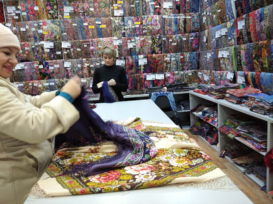 Павловский Посад, общество