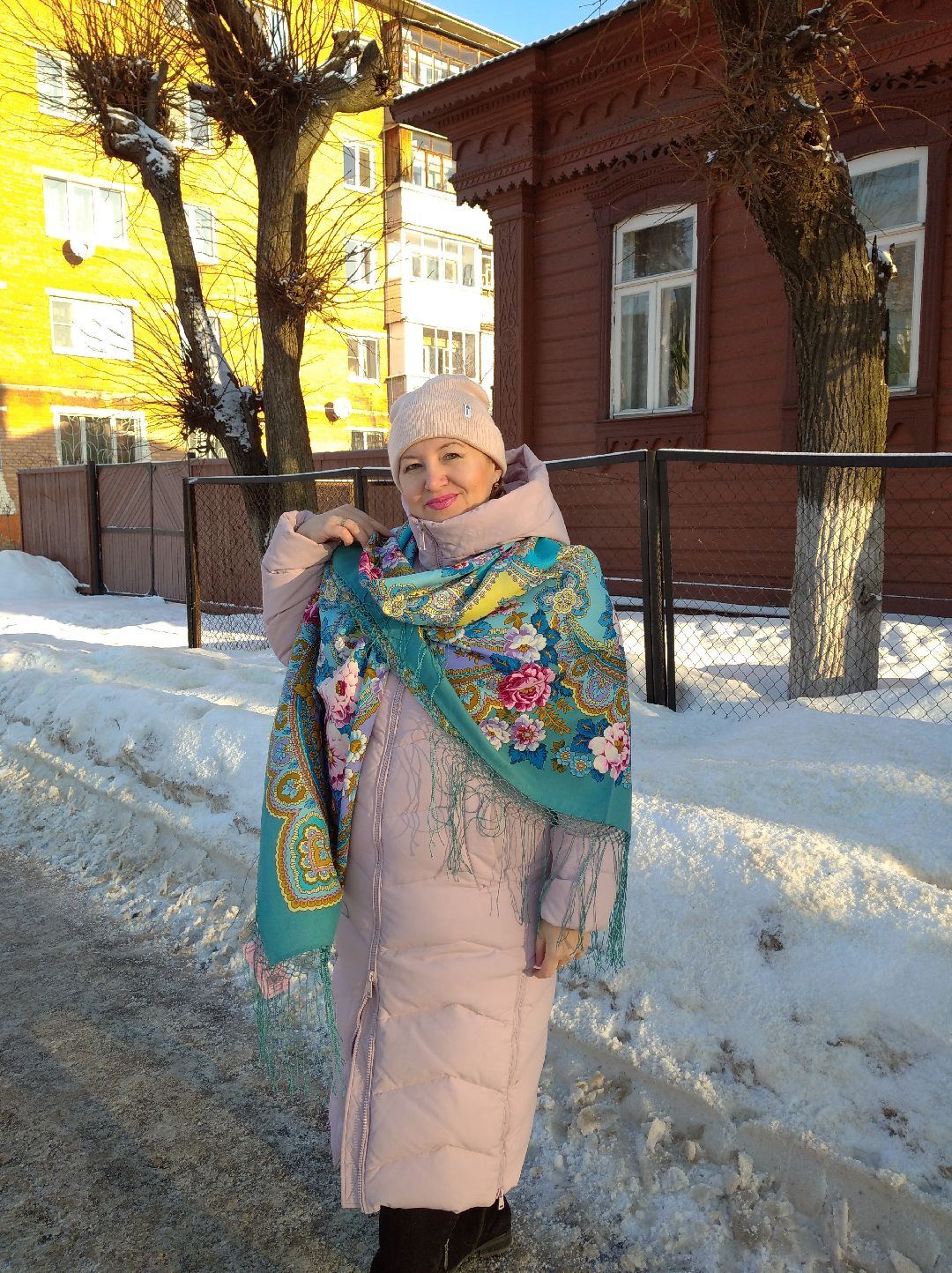 Павловский Посад, общество