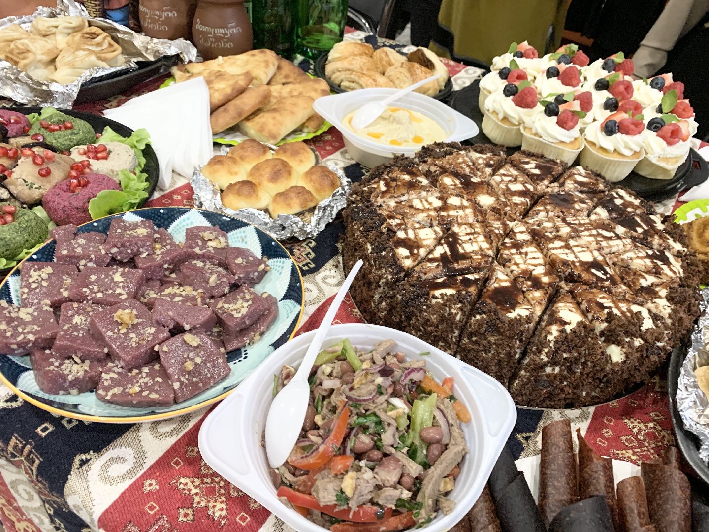 Балашиха, Подмосковье, День народного единства, Фестиваль национальных культур Балашиха большая семья,