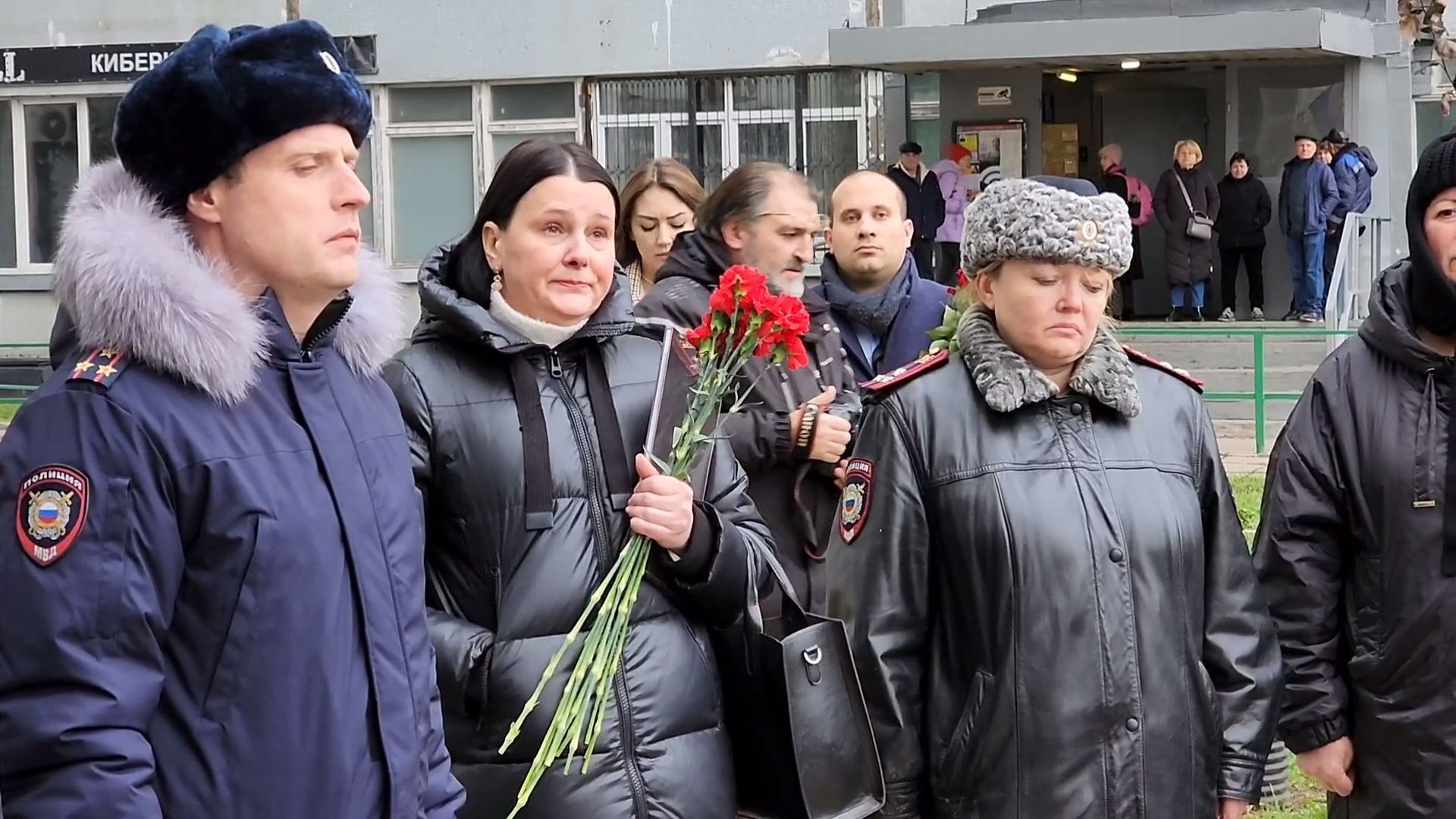 Одинцово,полиция, милиция, мемориал, мемориальная доска, пожар, участковый,