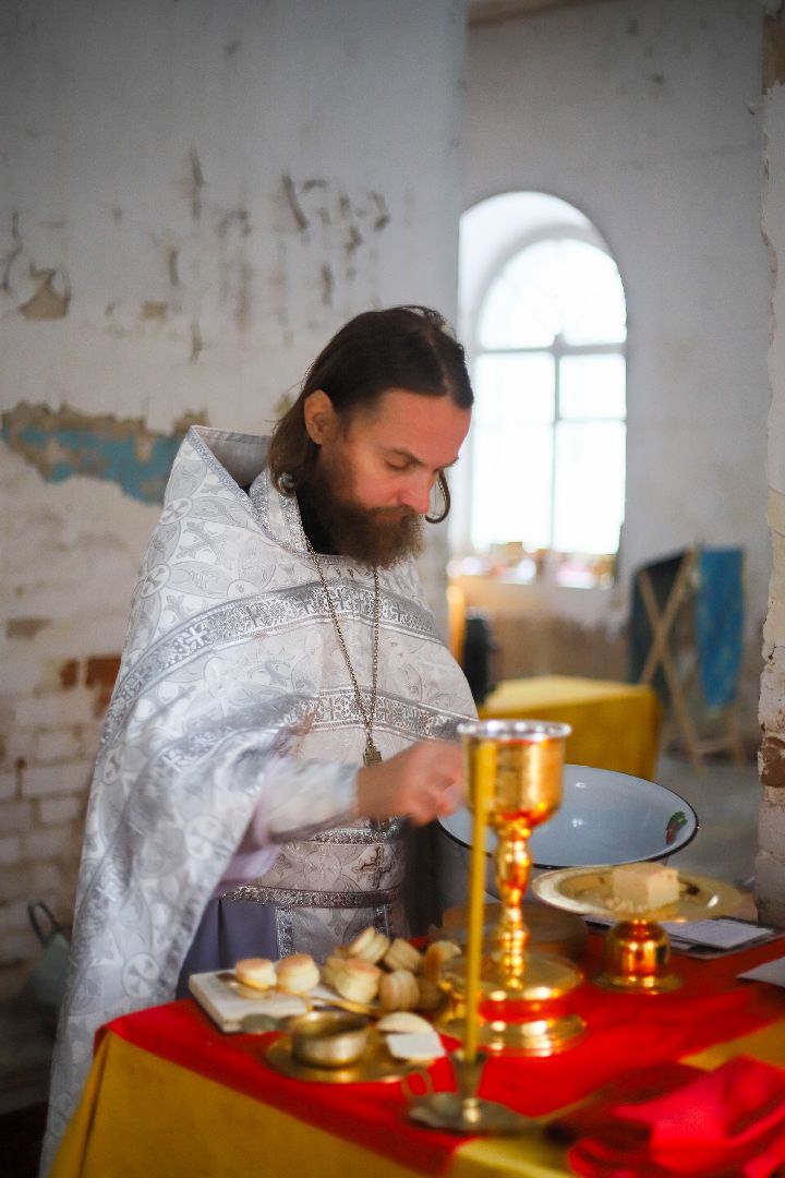 Евлево, Тихвинский храм, Микулин остров, Большая Шатура, Шатурское благочиние, Александро-Мариинский монастырь,