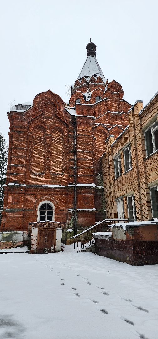 Евлево, Тихвинский храм, Микулин остров, Большая Шатура, Шатурское благочиние, Александро-Мариинский монастырь,