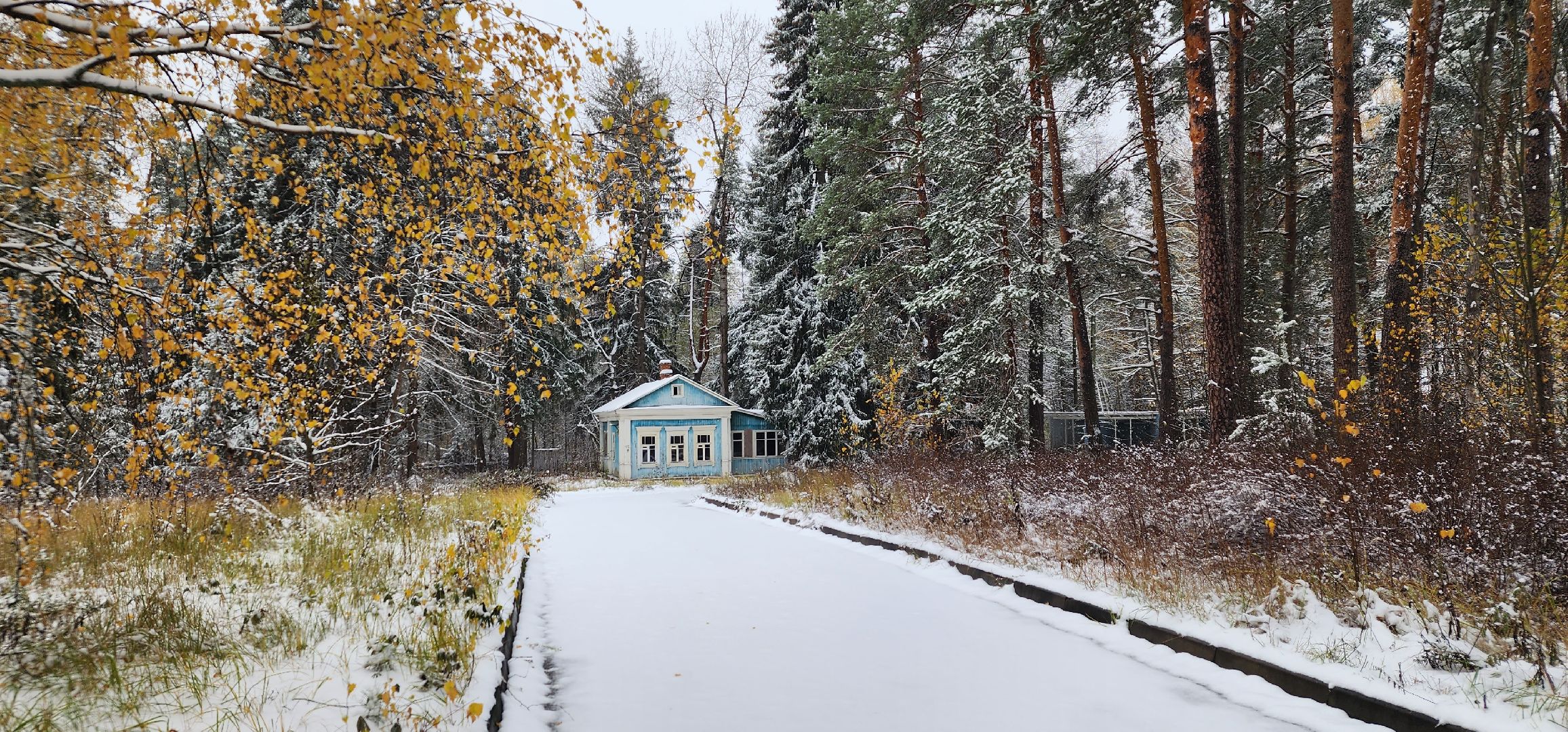 Евлево, Тихвинский храм, Микулин остров, Большая Шатура, Шатурское благочиние, Александро-Мариинский монастырь,