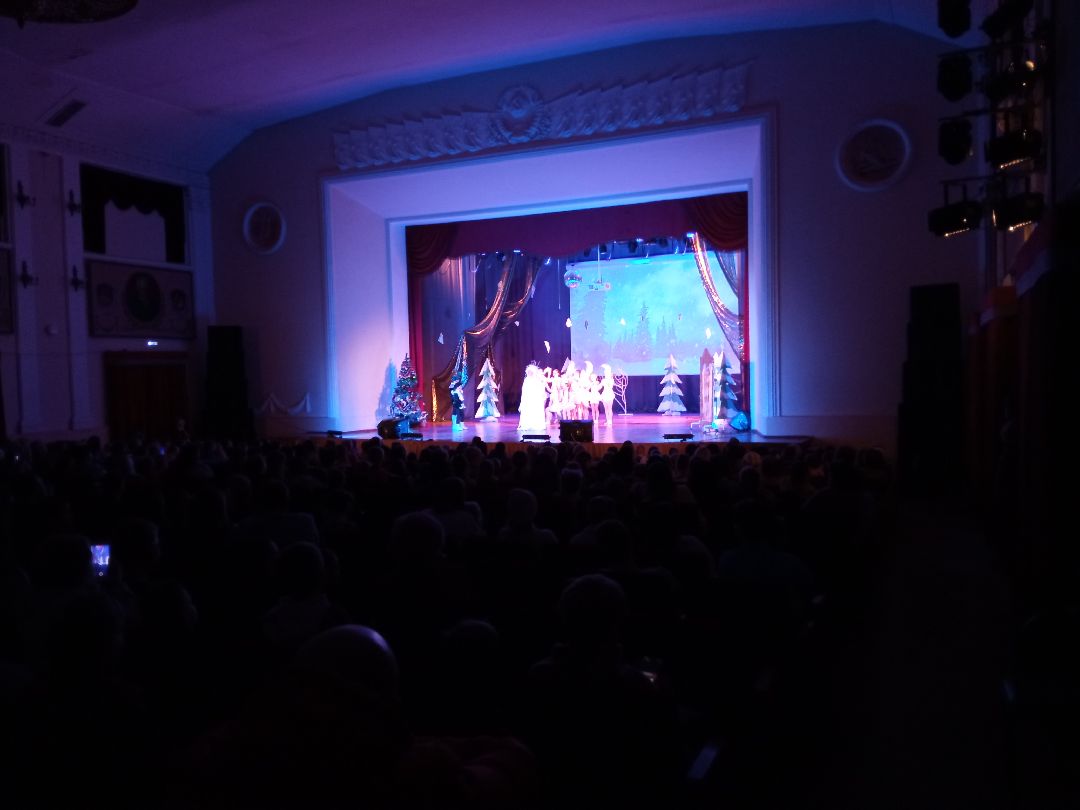 Павловский Посад, общество