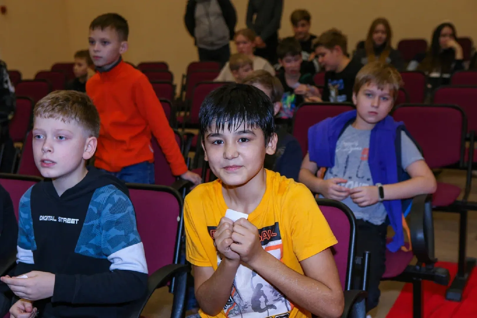 химки, школа, дети, кинотеатр, кинопоказ,