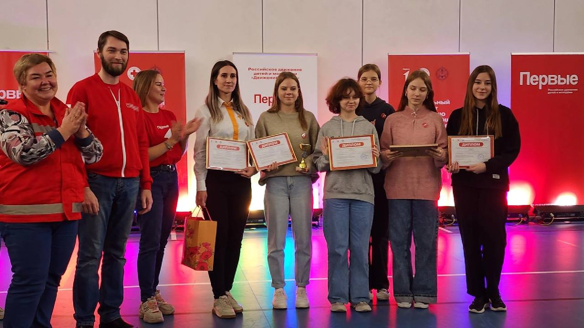 Движение первых, Чемпионат, команды, первая помощь,