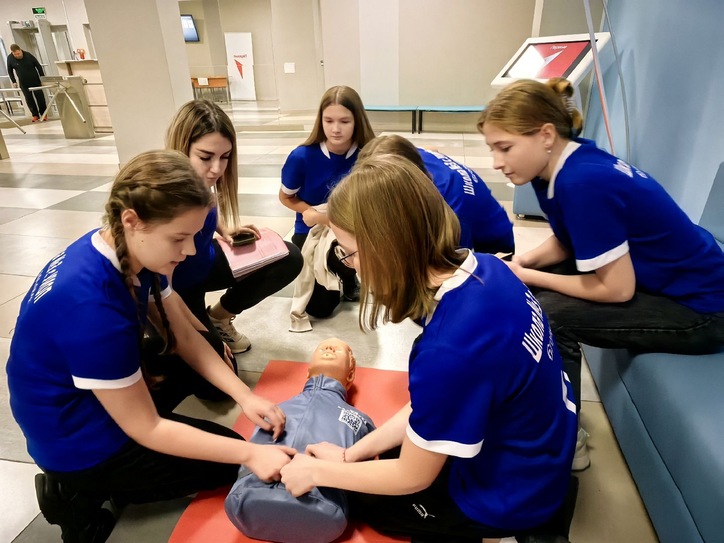 Движение первых, Чемпионат, команды, первая помощь,