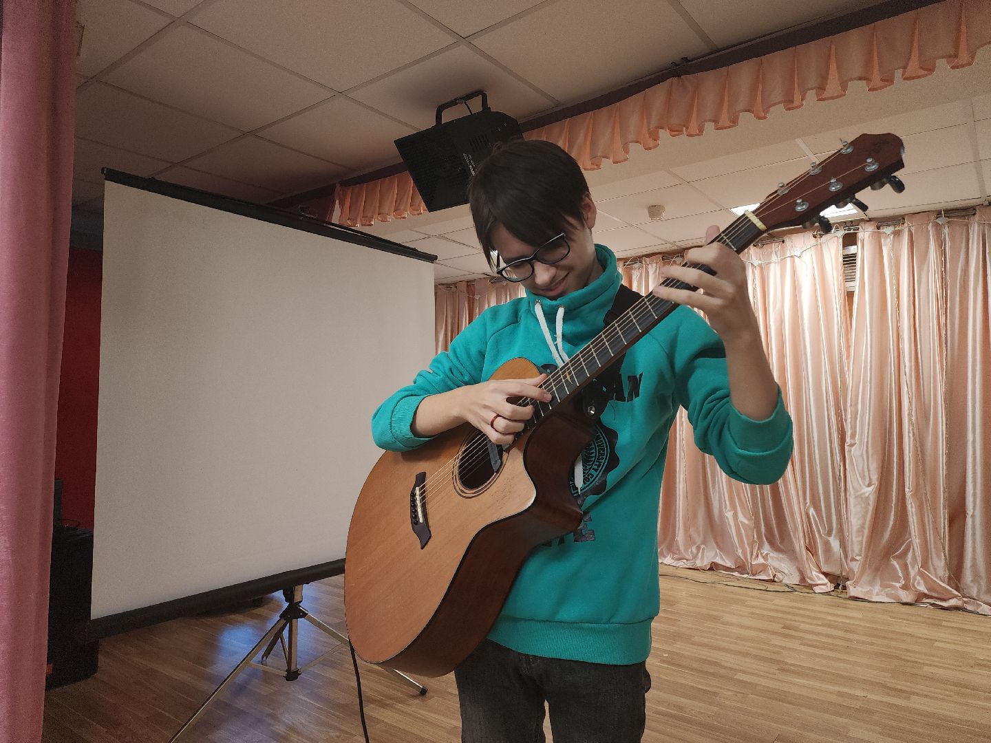 кашира, фестиваль стихия, авторское творчество, самобытное творчество, поэзия, диорама, фингерстайл, мюзикл,