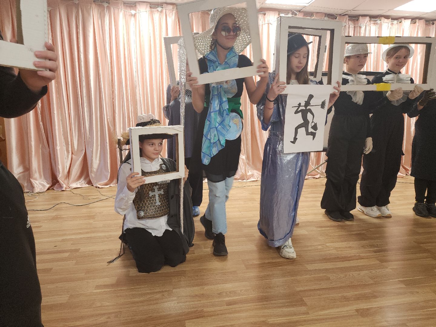 кашира, фестиваль стихия, авторское творчество, самобытное творчество, поэзия, диорама, фингерстайл, мюзикл,