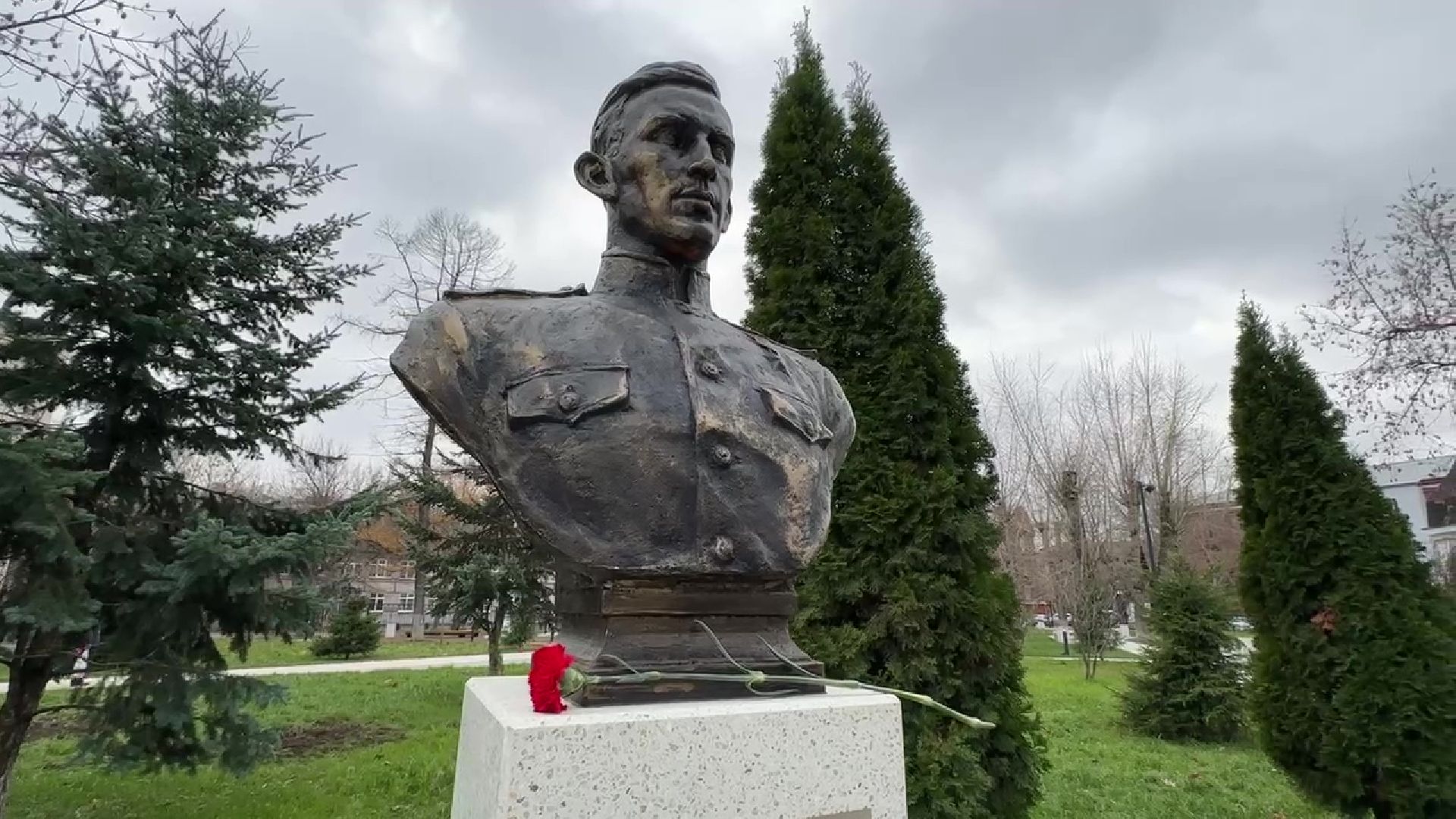 Реутов, Мемориал, Аллея славы, Вечный огонь, благоустройство, лавки,