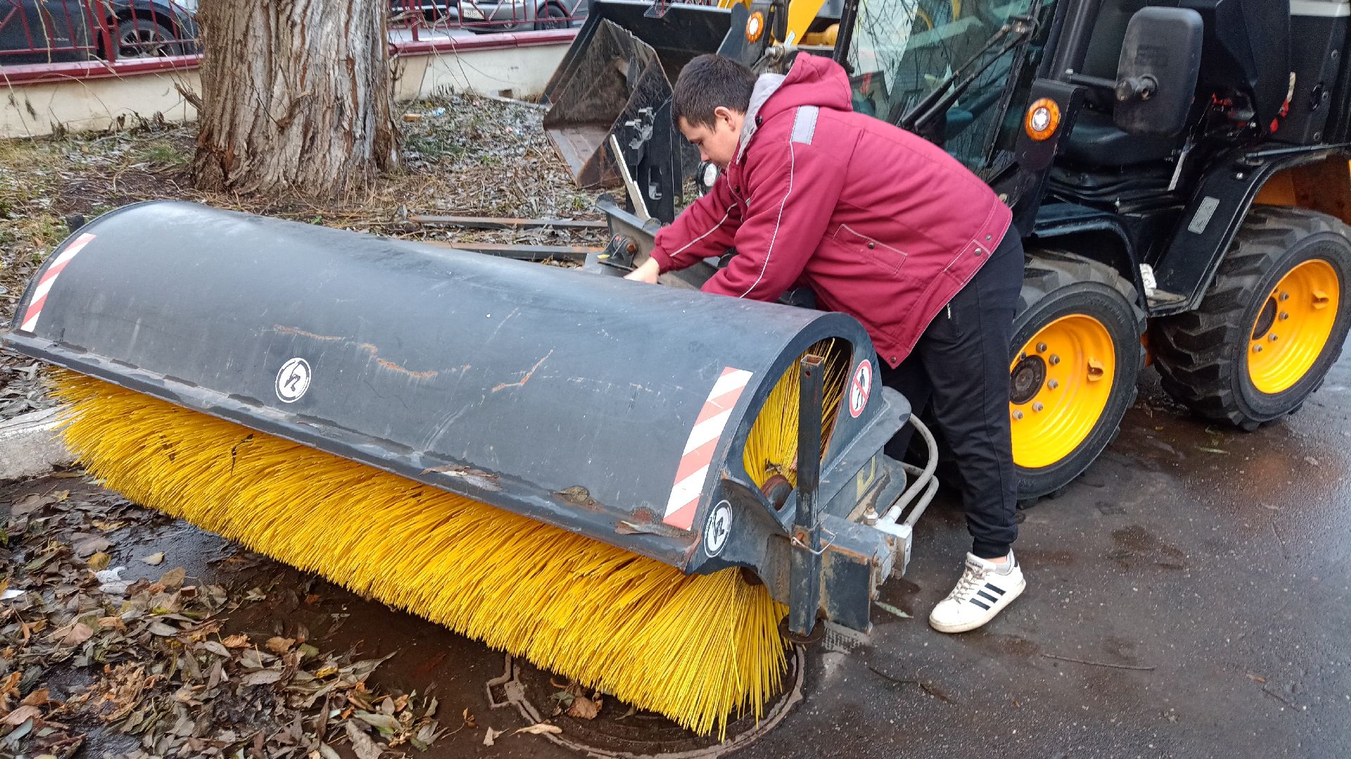 Реутов, ЖКХ, трактор, уборка снега, дворники,