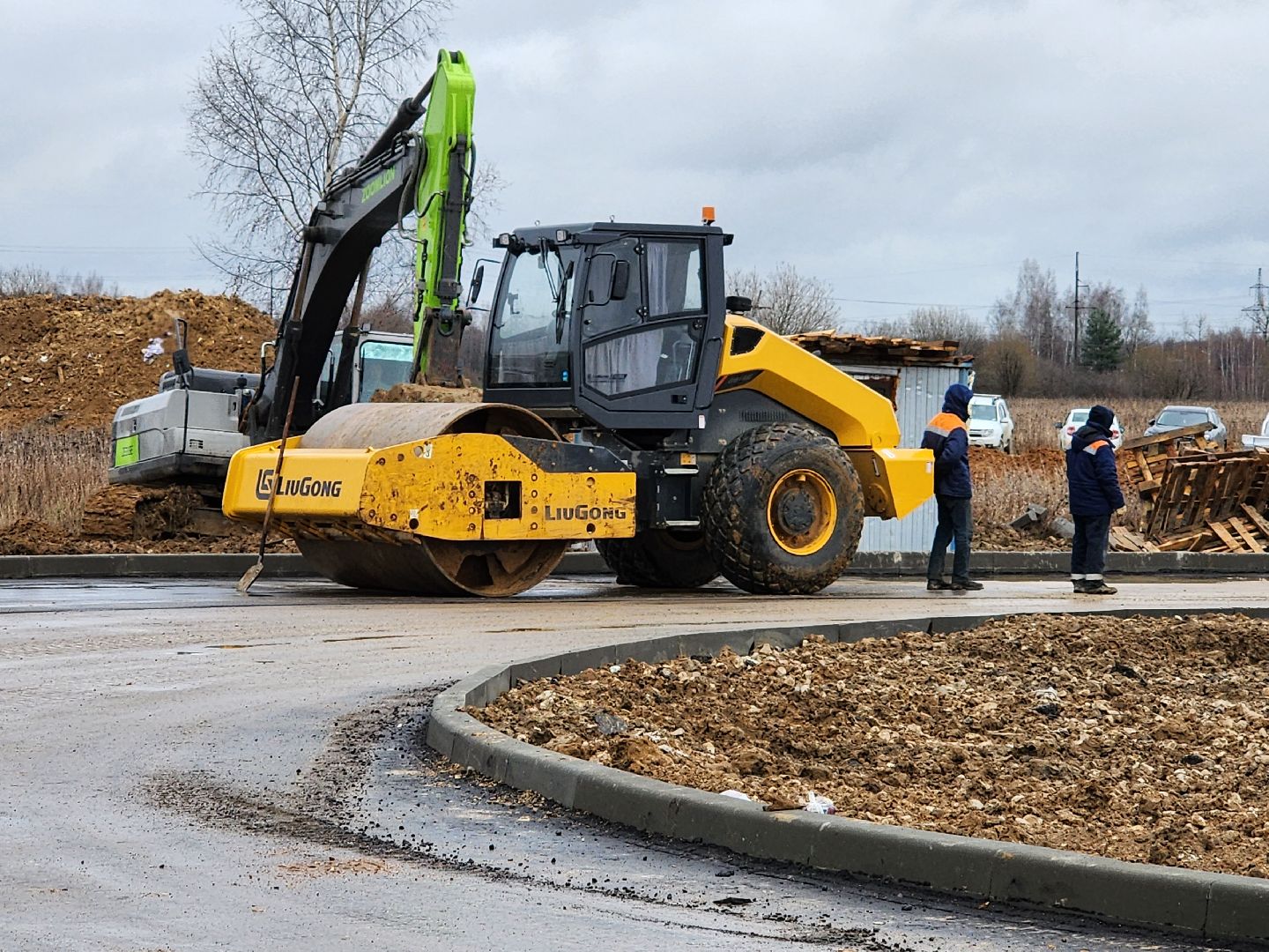 серпухов, ивановские дворики, поликлиника, строительство дорог, благоуйстройство,
