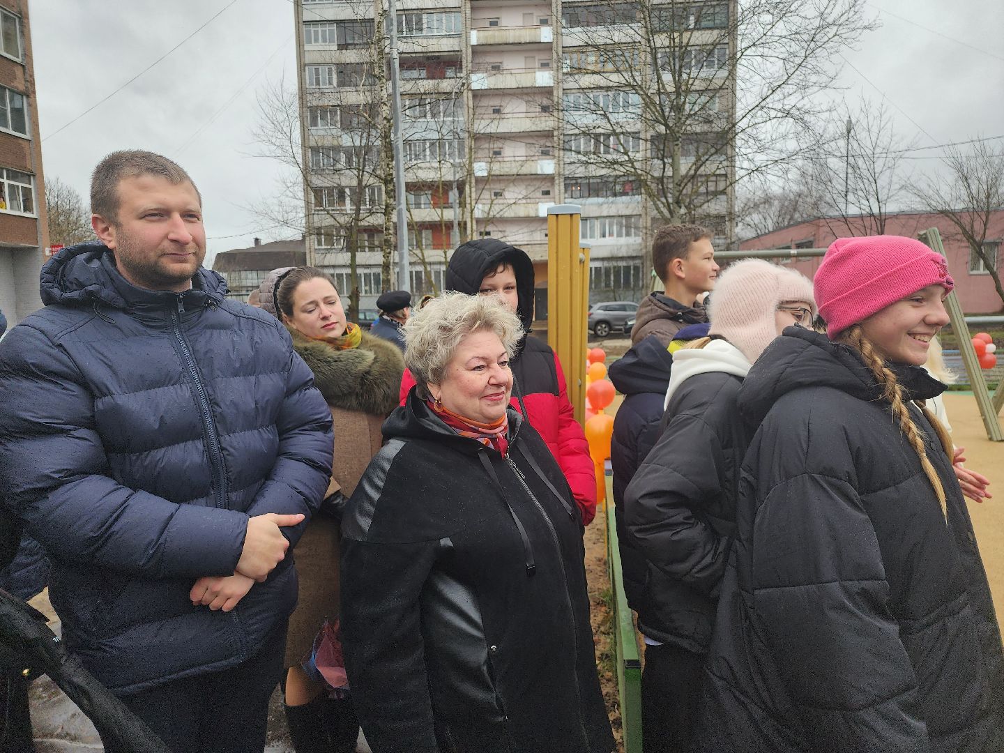 Серпухов, Подмосковье, глава серпухова, детская площадка, программа губернатора,