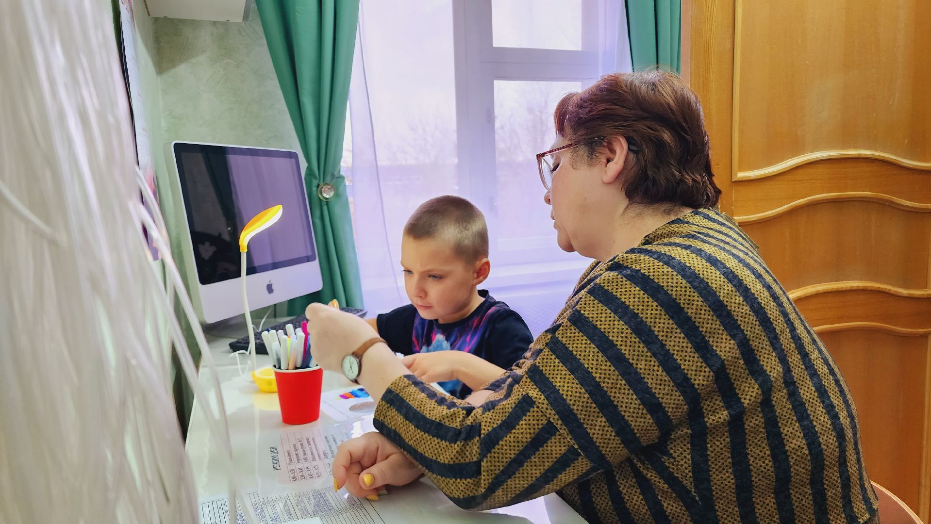 домодедово, подмосковье, социализация детей, реабилитация, социальная адаптация, комплексный центр, помощь детям, дети с ОВЗ, дети инвалиды, нуждающиеся семьи, защита населения, окружное управление, помощь нуждающимся, социальные услуги,