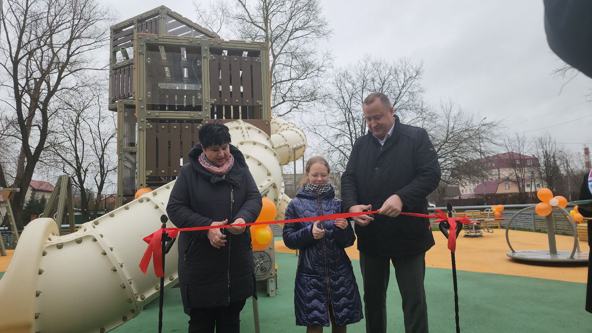 серпухов, подмосковье, поселок большевик, губернаторская площадка,