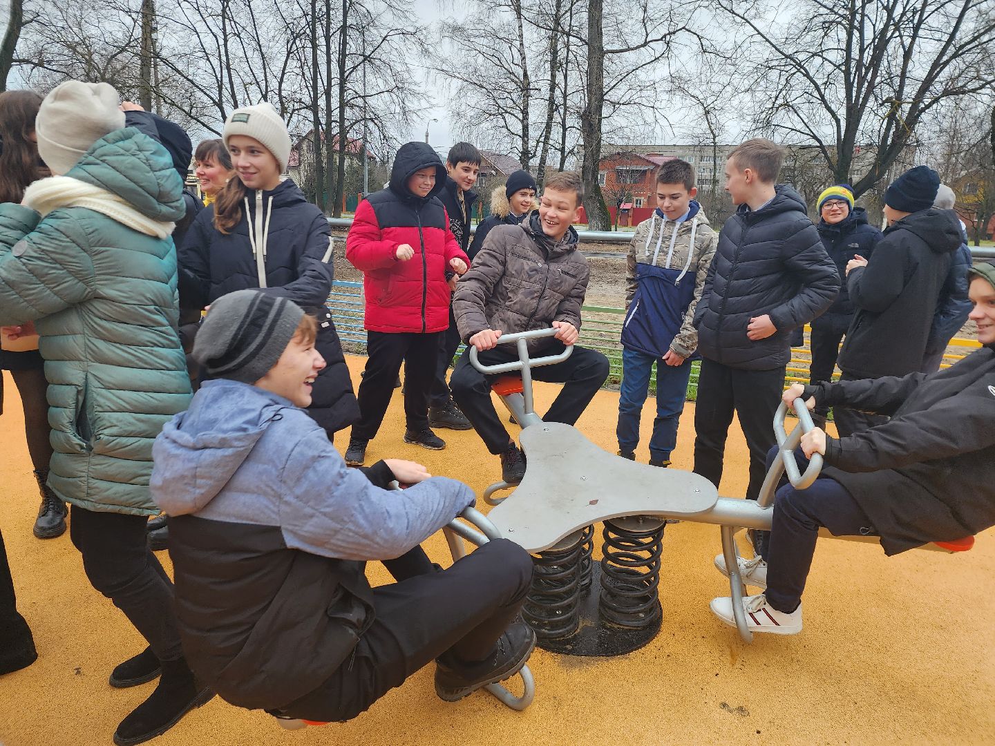 серпухов, подмосковье, поселок большевик, губернаторская площадка,