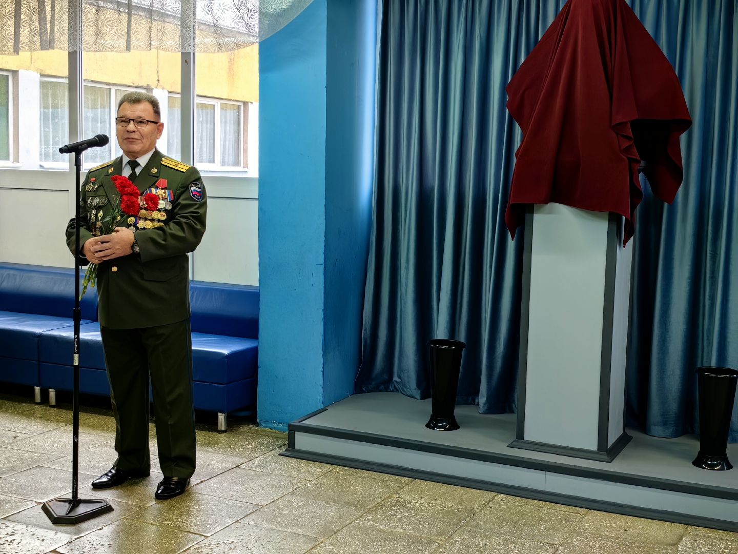 бюст, открытие, школа, отряд Альфа,