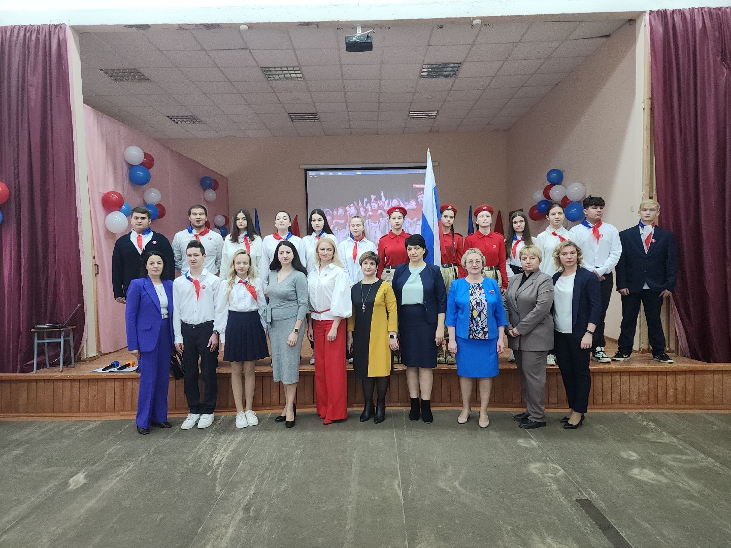 кашира, ожерелье, СОШ 10, движение первых, патриотическое воспитание, самореализация, волонтерство,